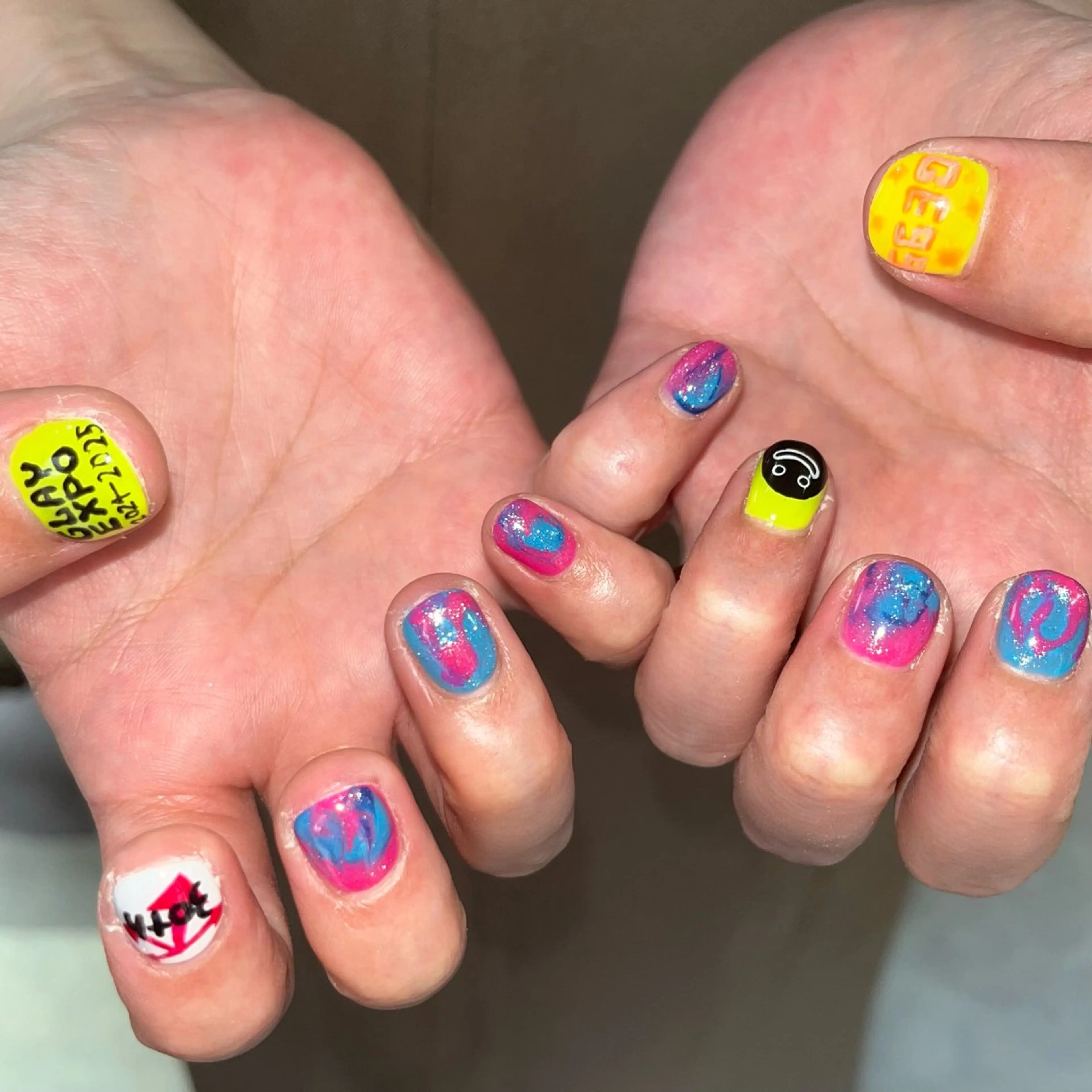 ネイル ハンドネイル 🪐富島彩夏 /海外nail🪐のネイルデザイン