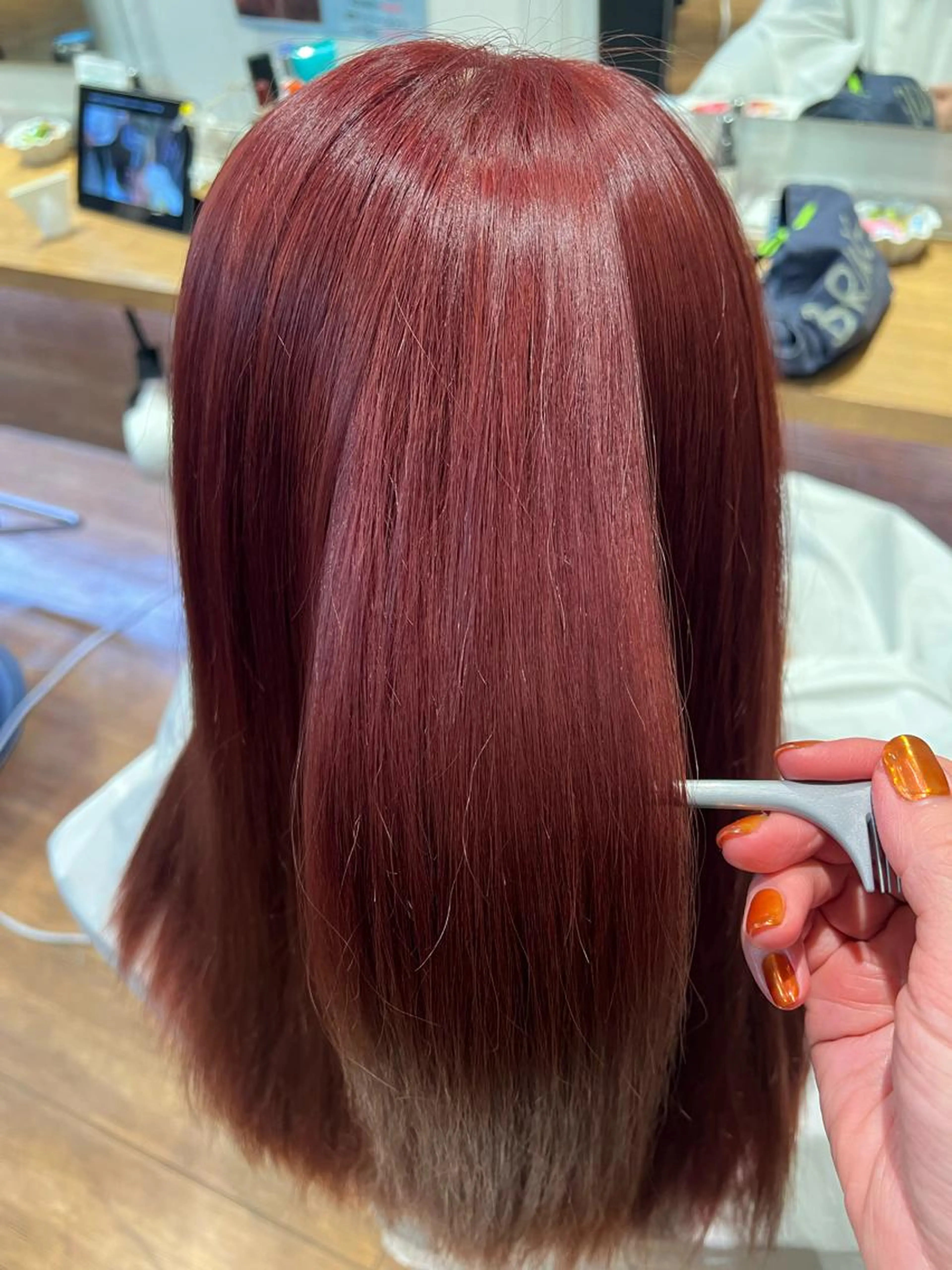 🎨ブリーチ + オンカラー + ③stepシルクトリートメント ✨の写真