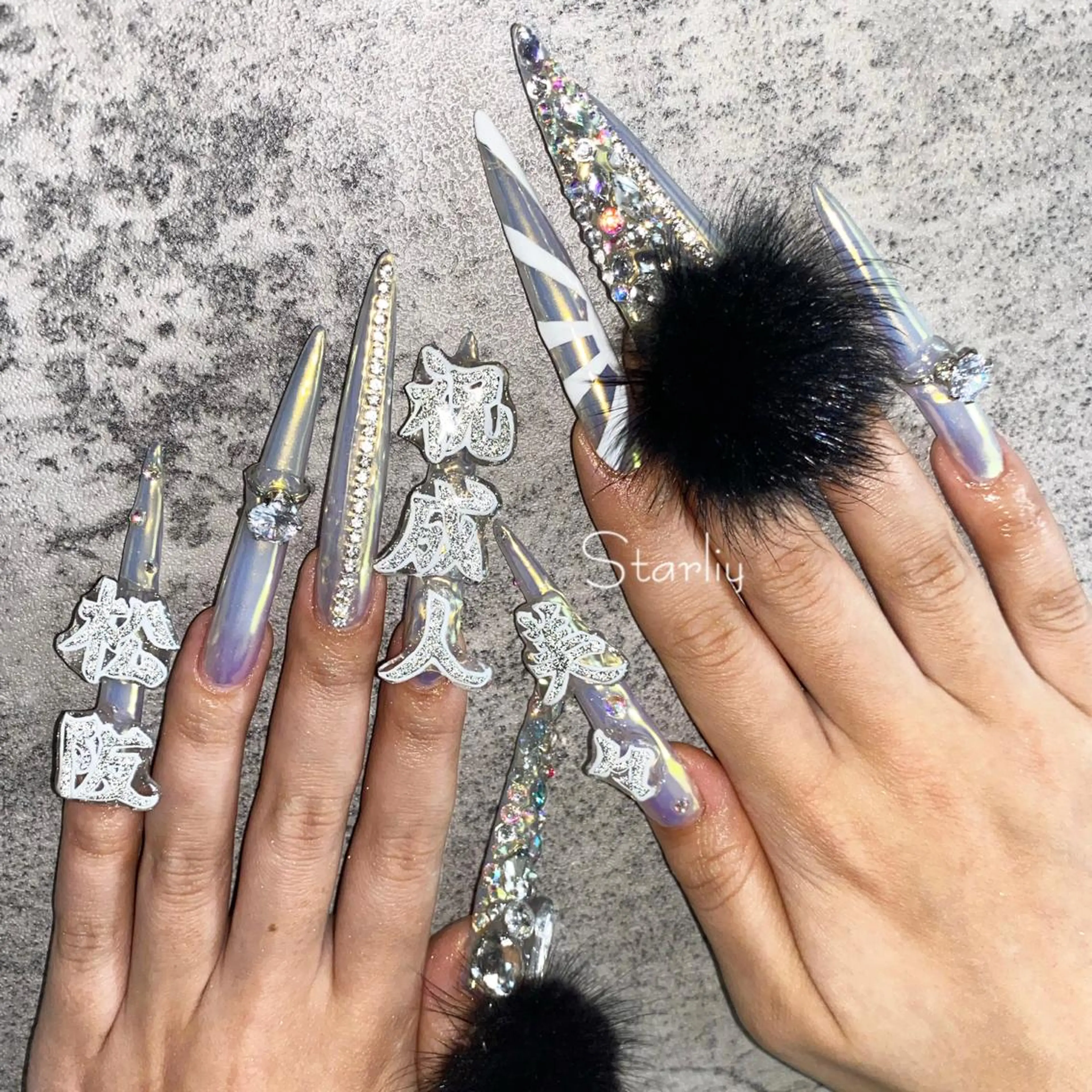 ネイル Starliy所属・~Starliy~ 三重県津市のネイルデザイン