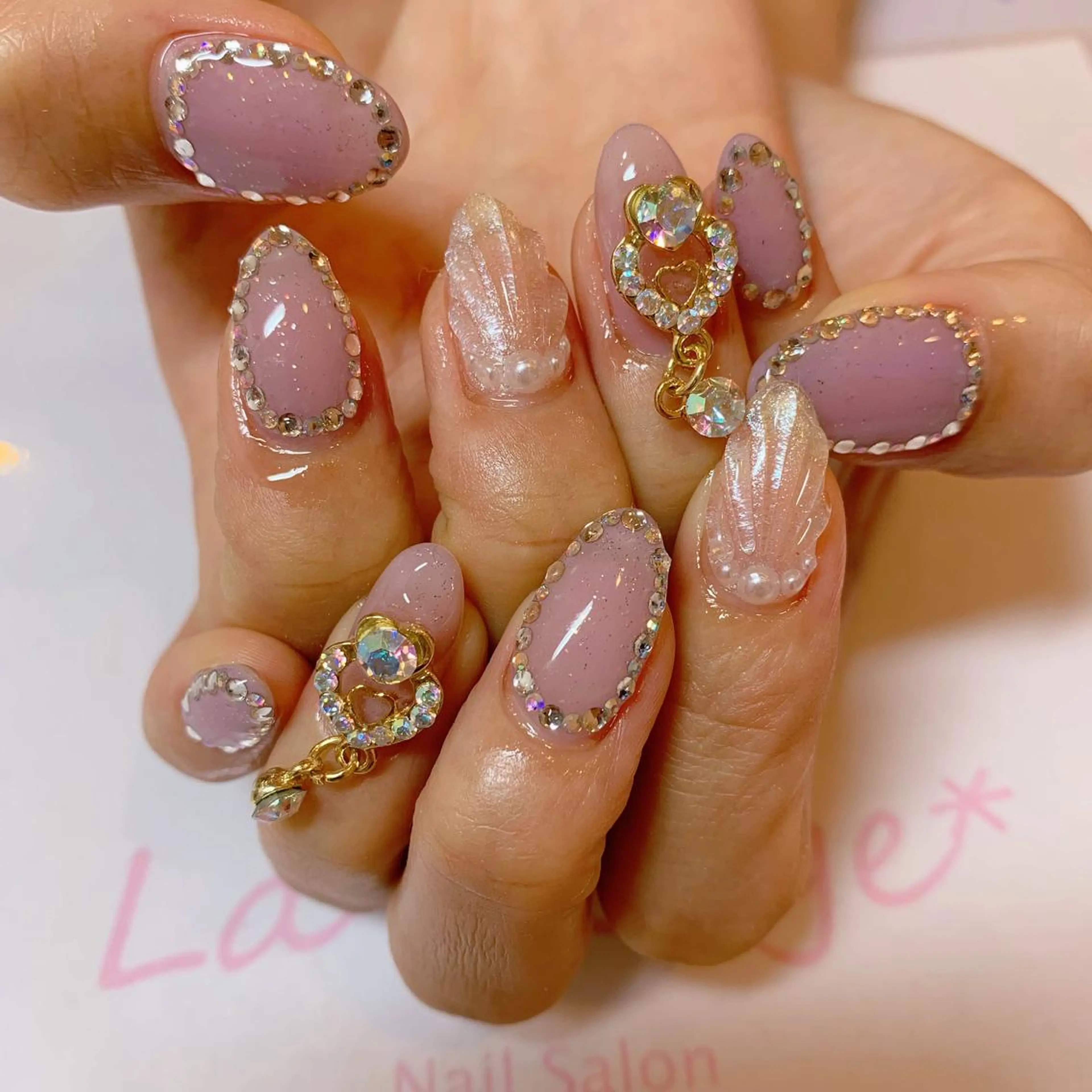 ネイル La neige* yuki 🥯🍑のネイルデザイン