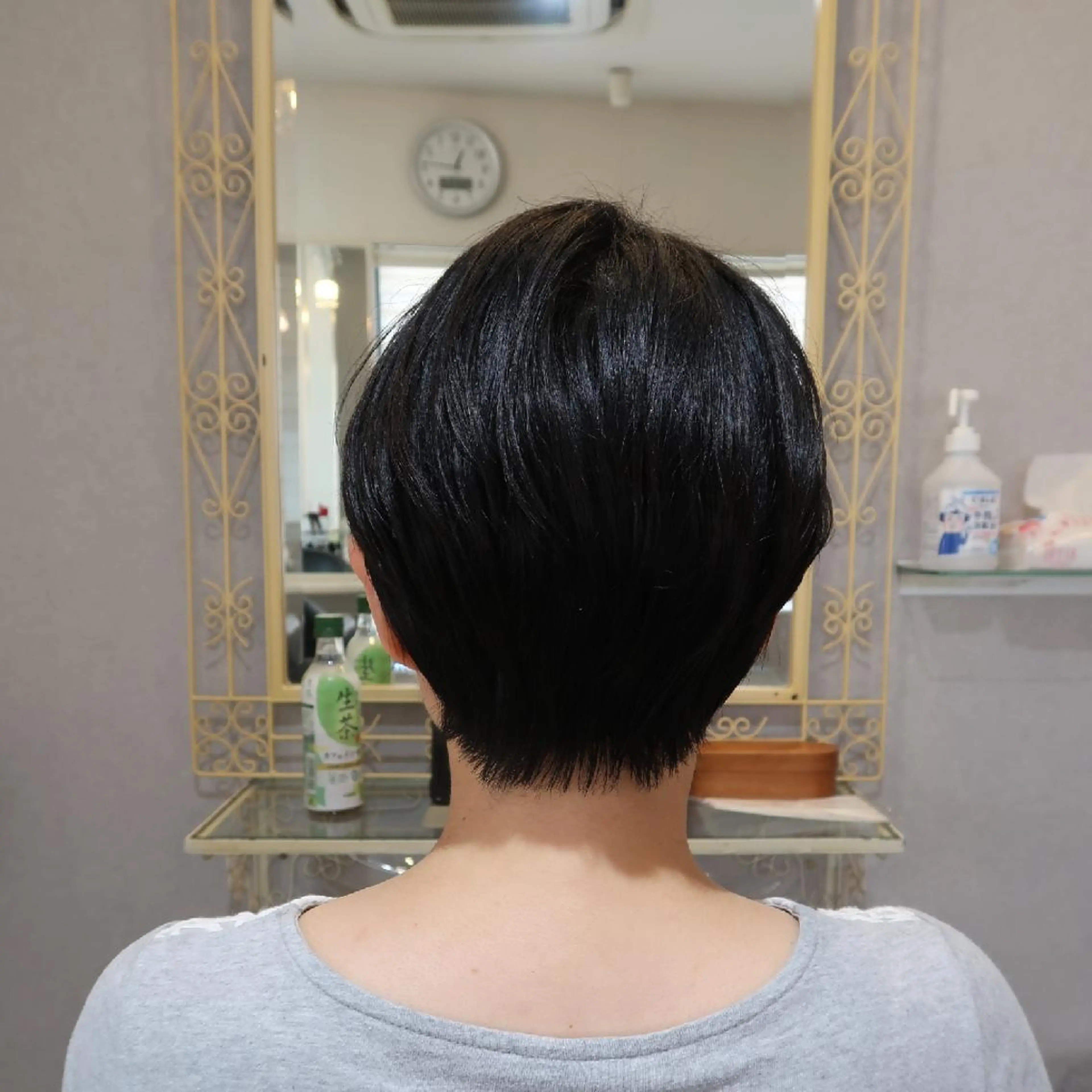 ショート tenny調布 いしまつのヘアスタイル