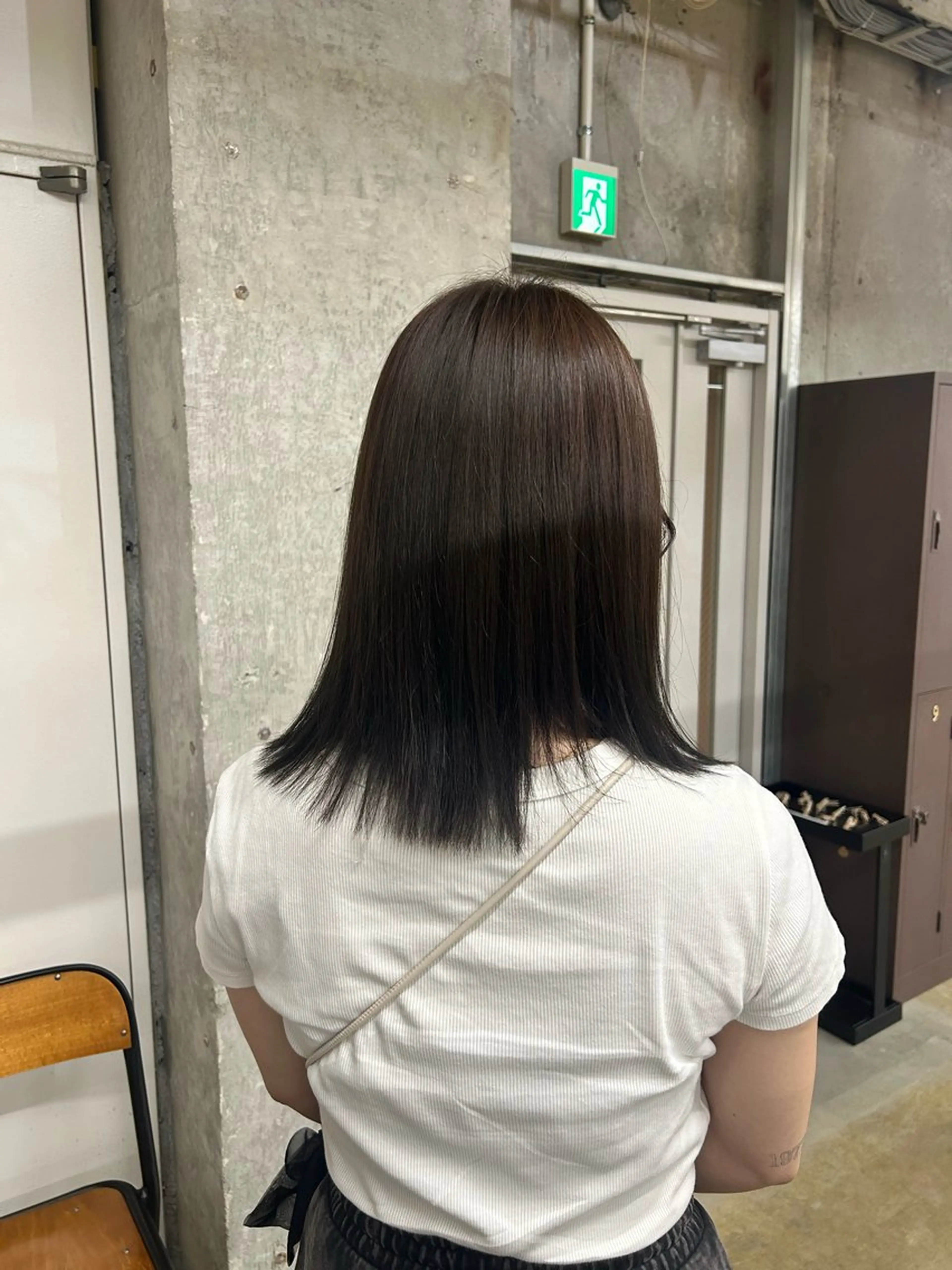 セミロング 松井ゆら/ 酸性ストレート/暖色のヘアスタイル