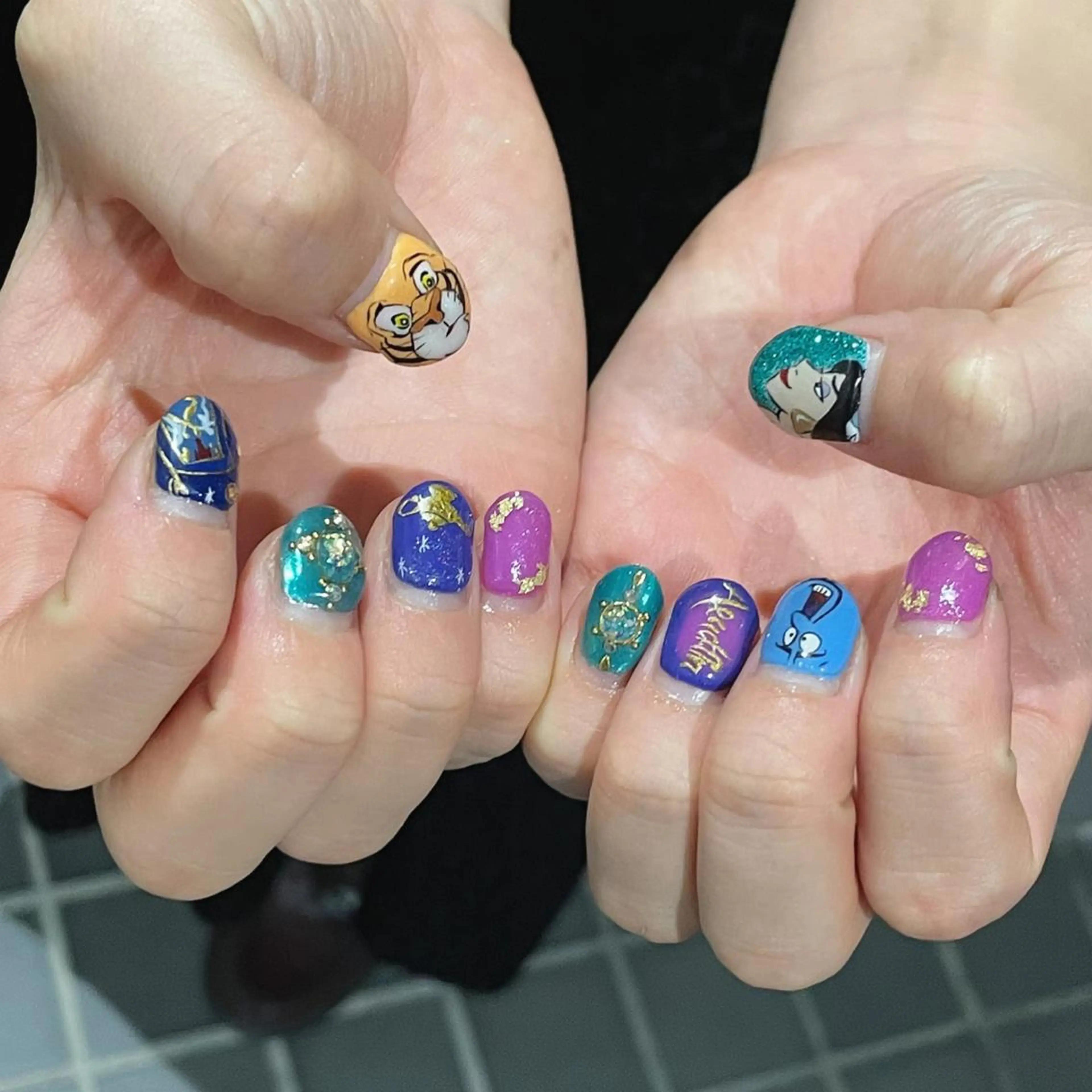 ネイル 中牟田 彩水のネイルデザイン