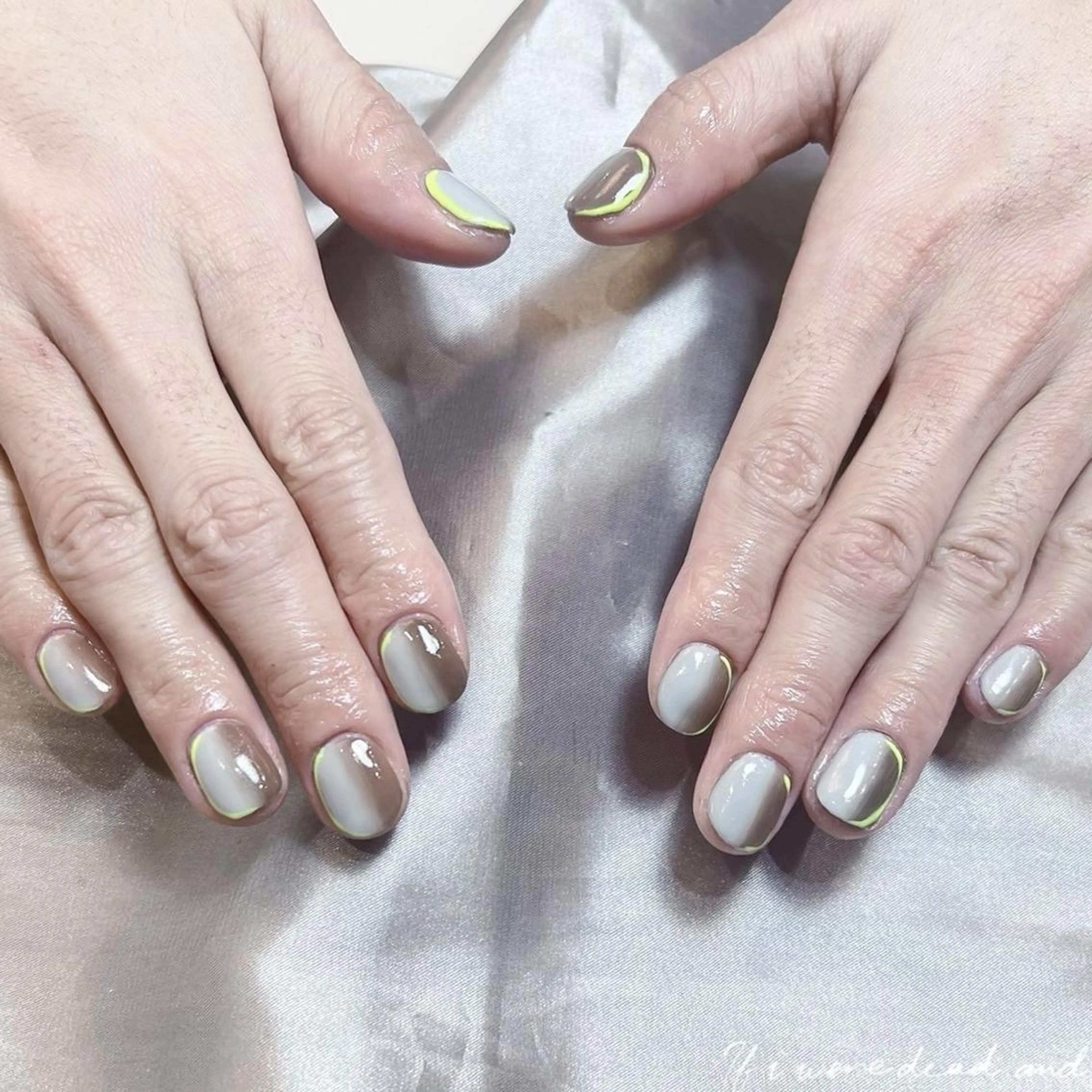 ネイル RAFFINE 月🦋🩵のネイルデザイン