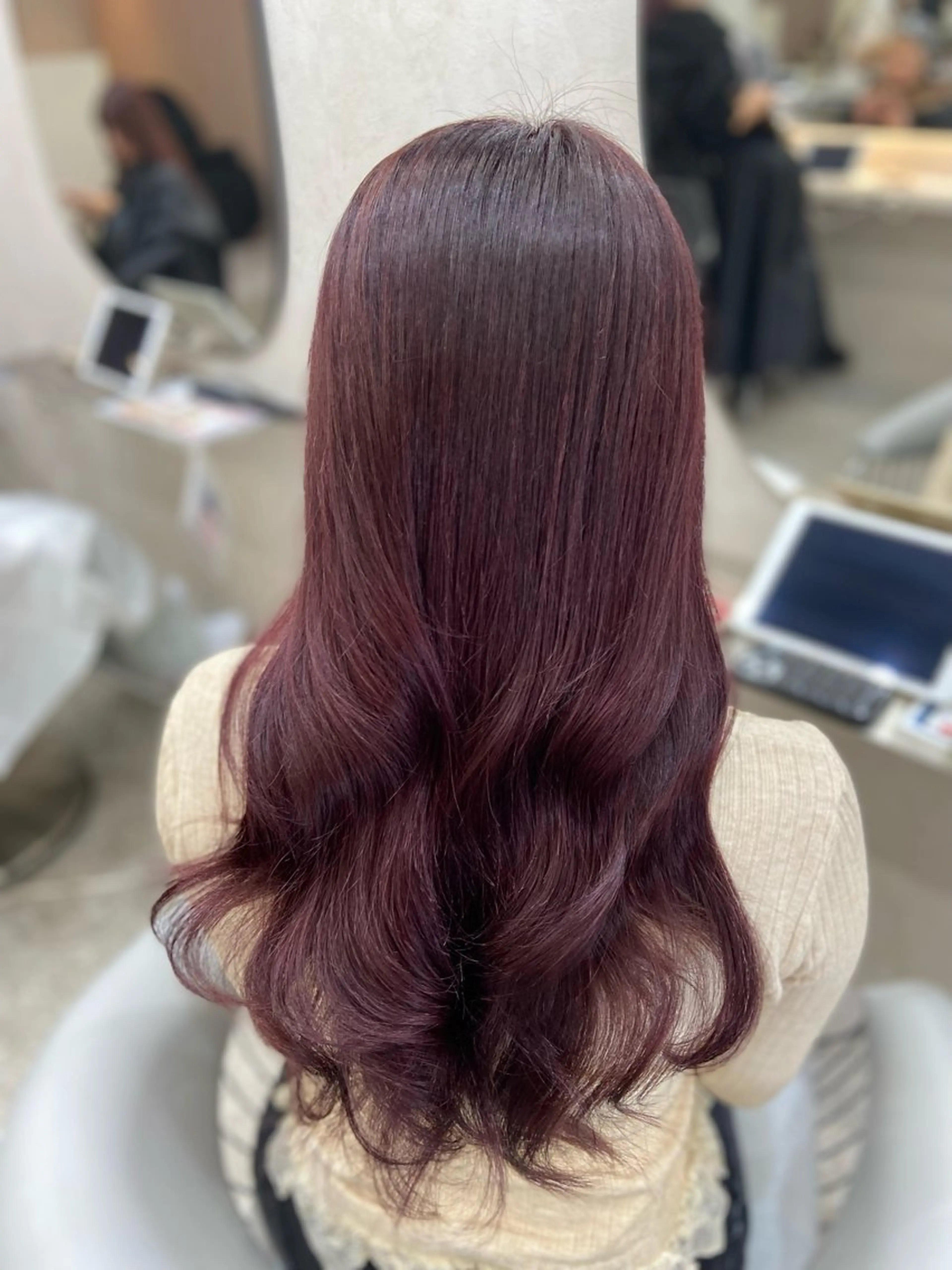 ロング カラー ベージュカラー ブリーチ ブラウンカラー ケアブリーチ チョコレートブラウン カット ヘアカラー トリートメント 新宿/韓国ヘア 中明度カラー/かやのヘアスタイル