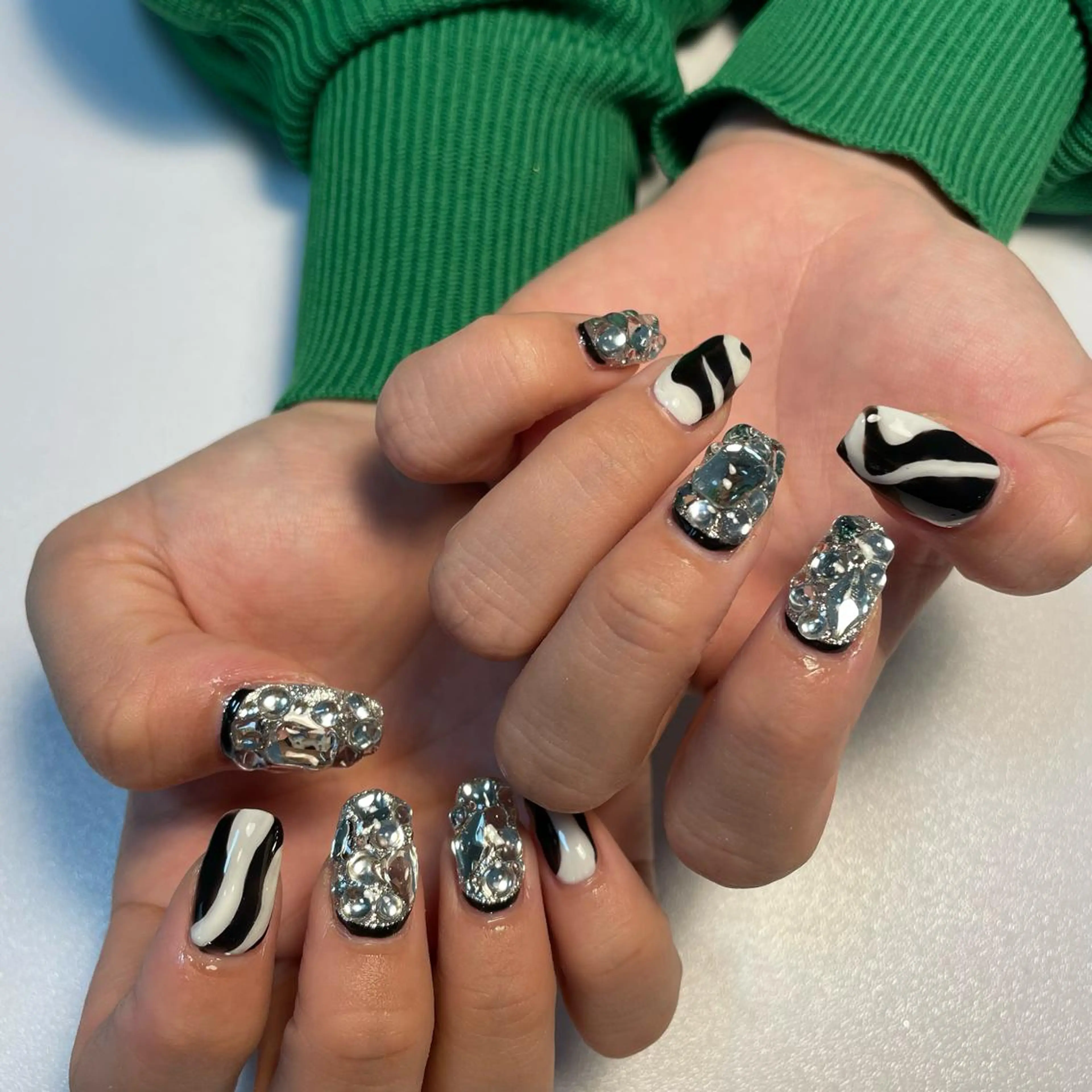 ネイル adorable 〈Kurumi〉のネイルデザイン