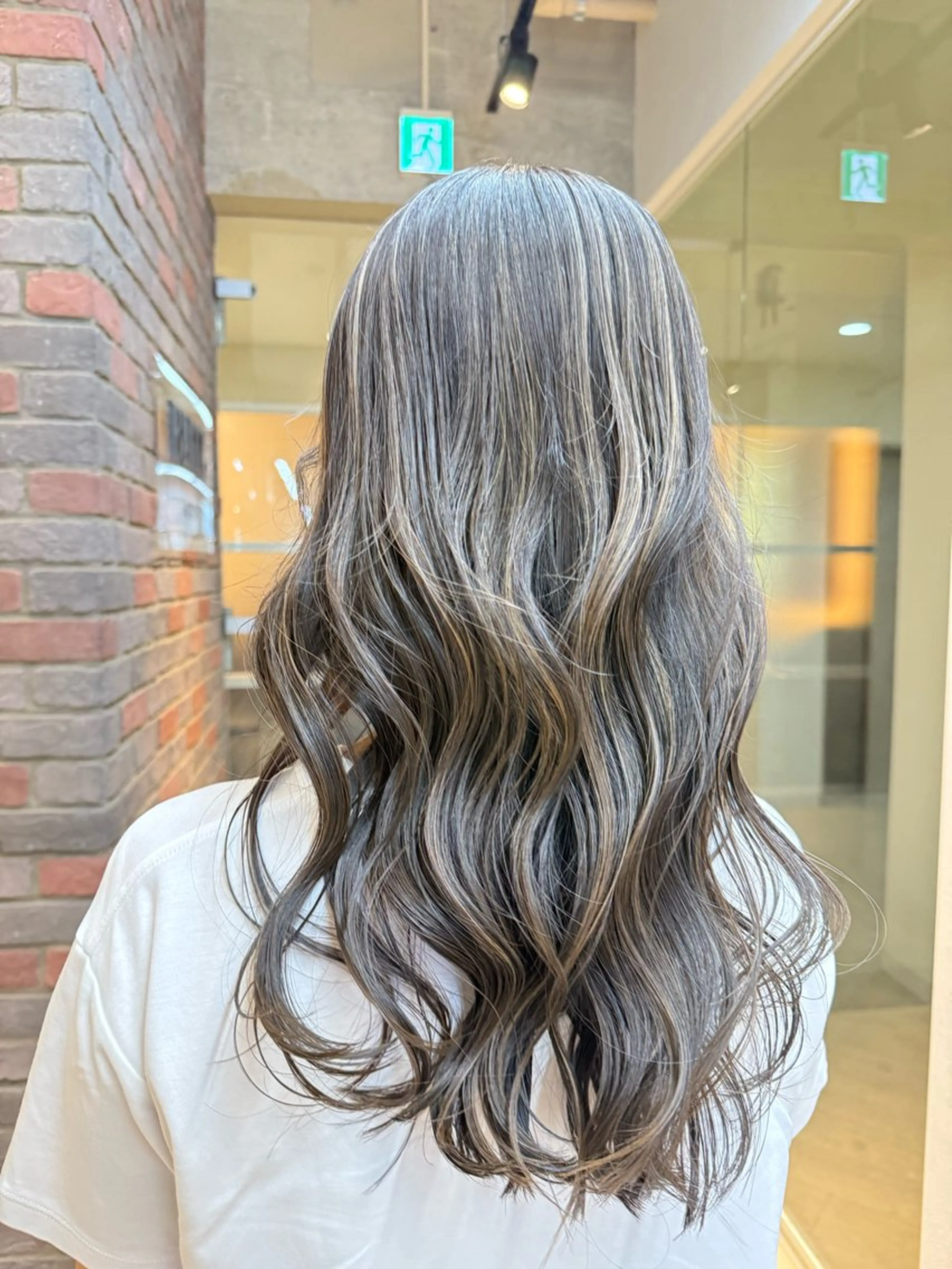 《🍏白髪ぼかしハイライト・プレミアムトリートメント🍏》ナノバブル付き✨の写真