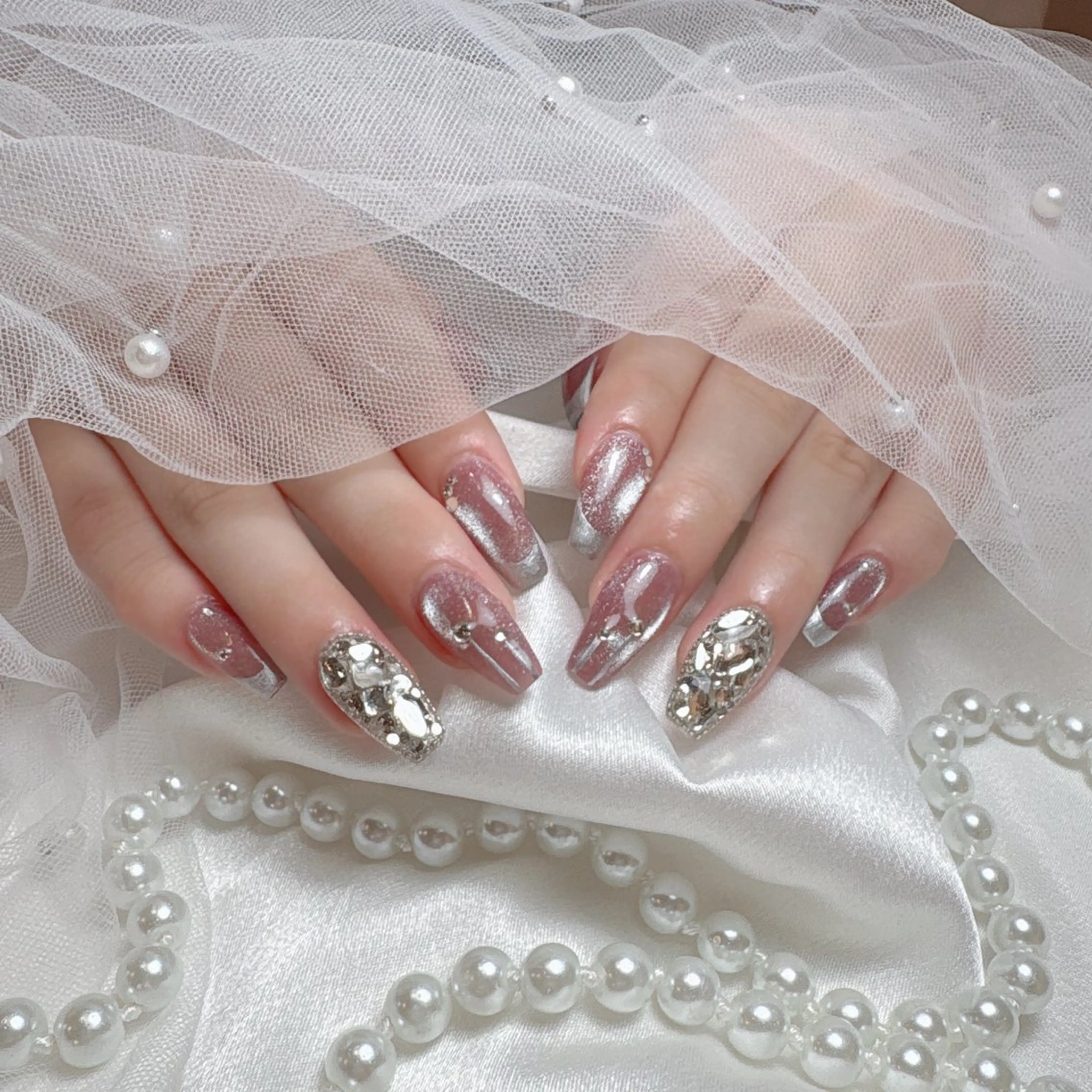 ネイル キラキラネイル ハンドネイル DigNail Moeのネイルデザイン