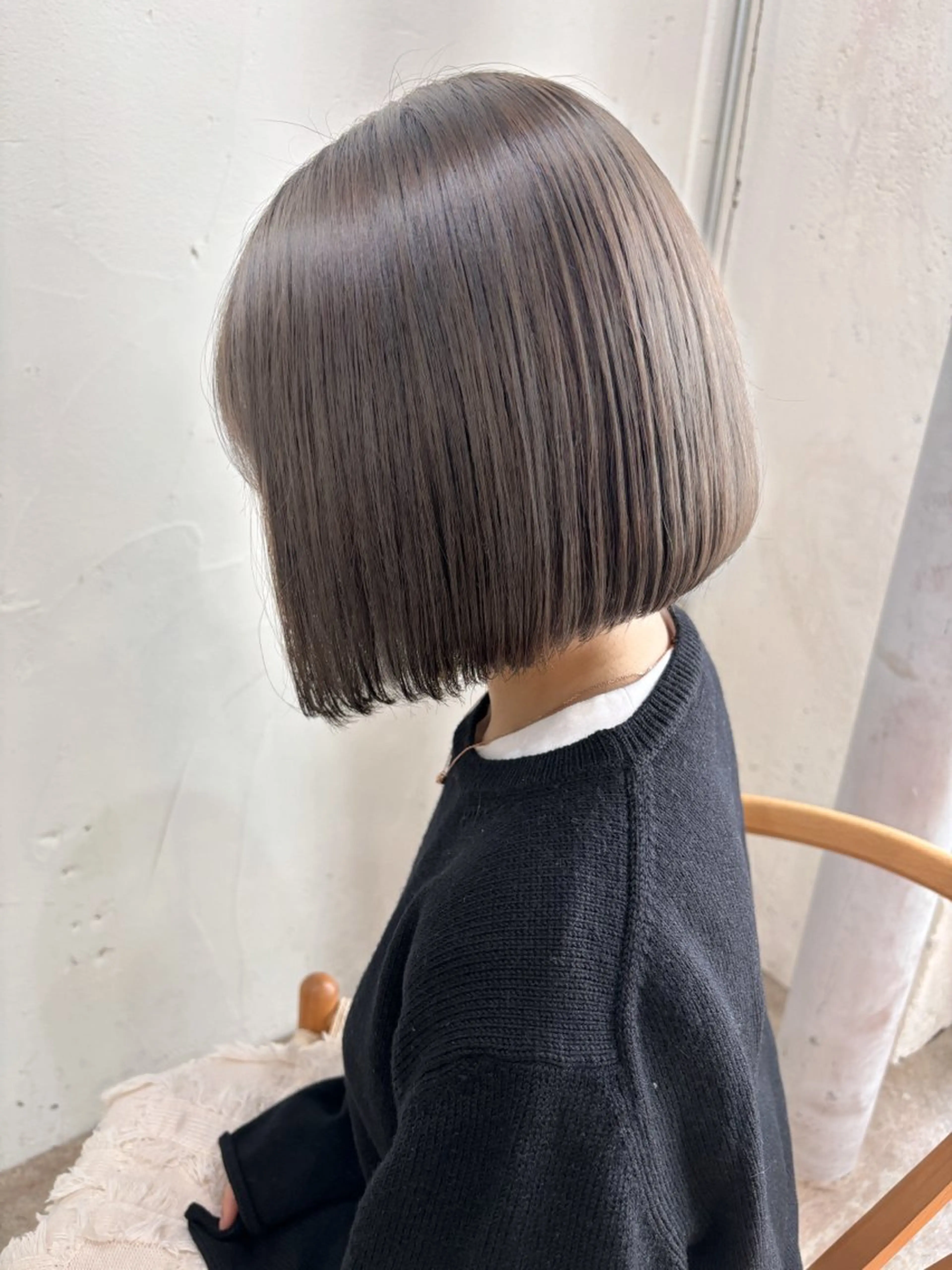 ショート カラー キッズ グレージュ シアーグレージュ ボブ 小顔ショート🦋 八巻ちさとのヘアスタイル