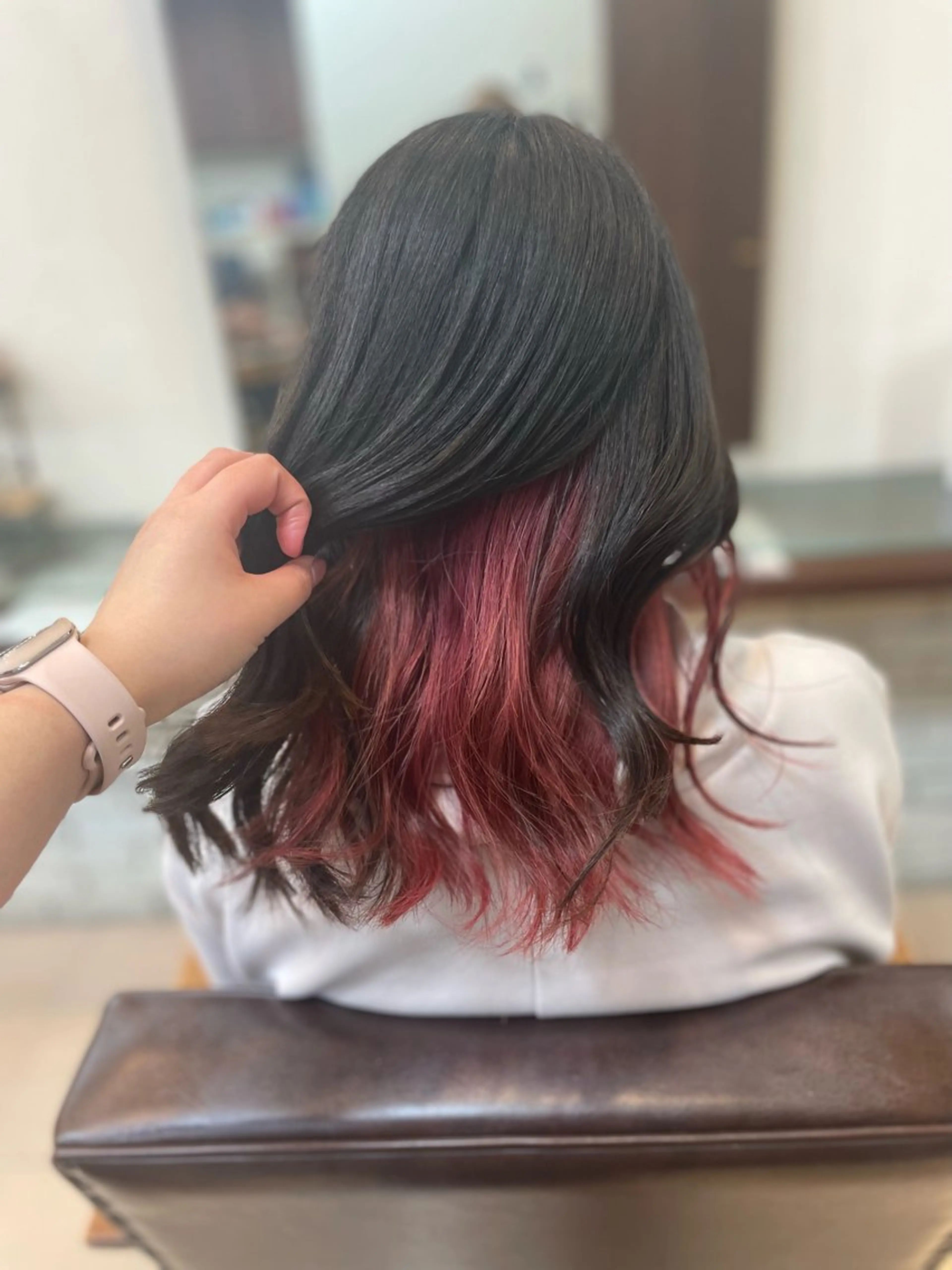 セミロング カラー インナーカラー ピンクカラー ハイトーン×デザイン 🪽🫧HIKARIのヘアスタイル