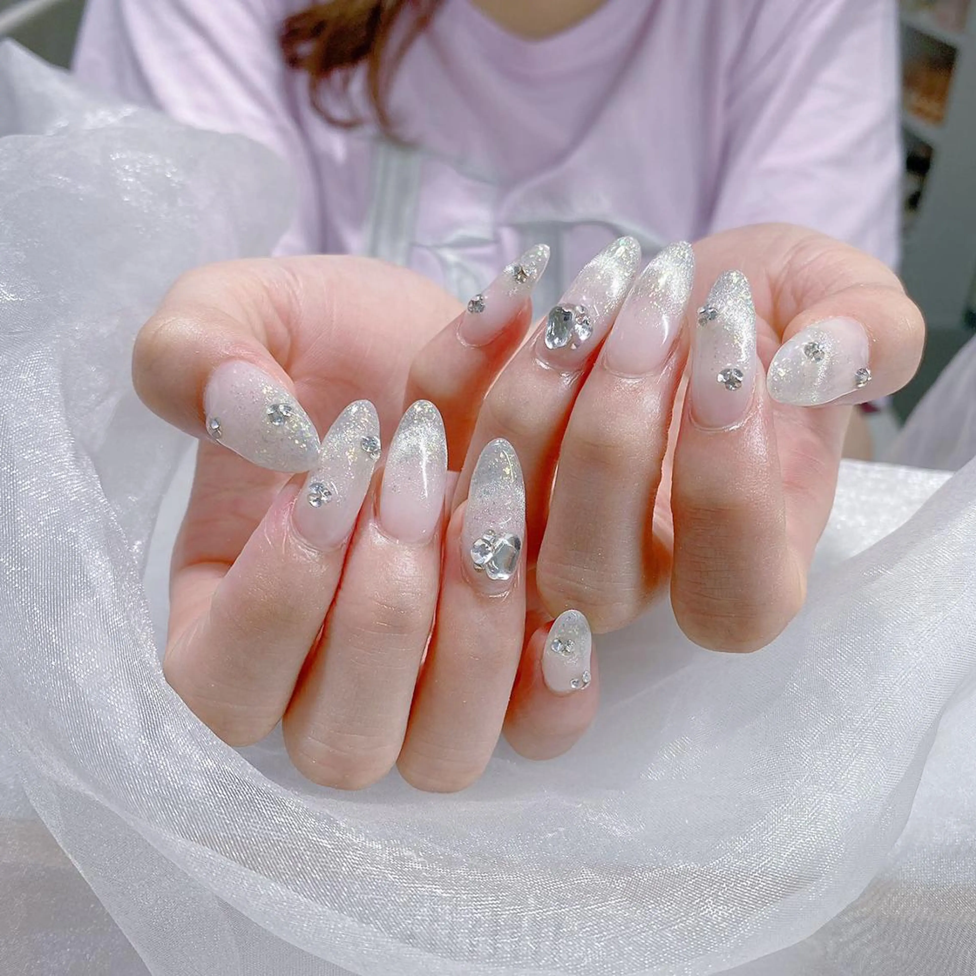 ネイル アートネイル 長さ出し ネイルチップ Queens マオのネイルデザイン