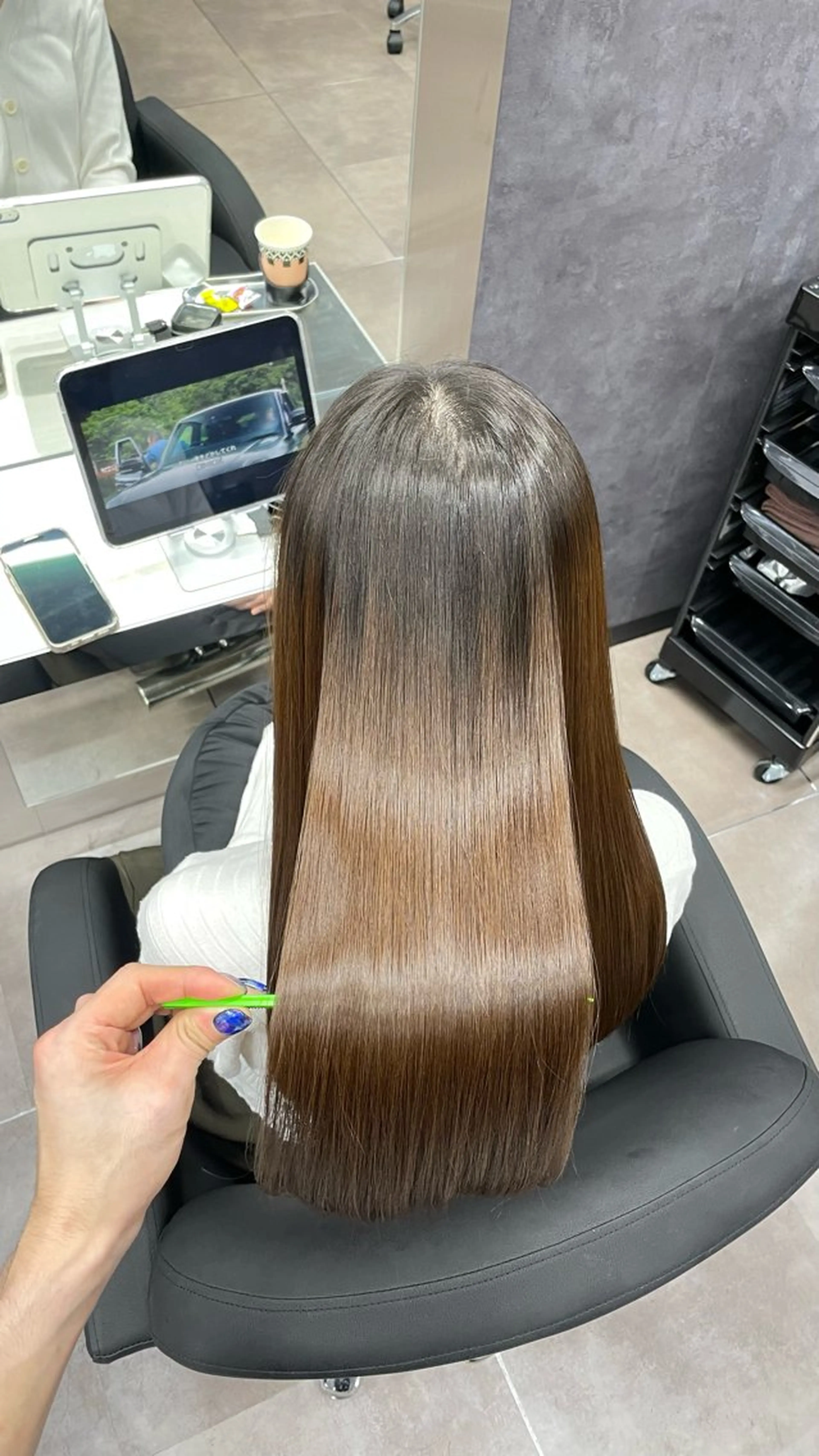 ロング ヘアカラー トリートメント CYNTHIADUE 店長｜ IRISUのヘアスタイル