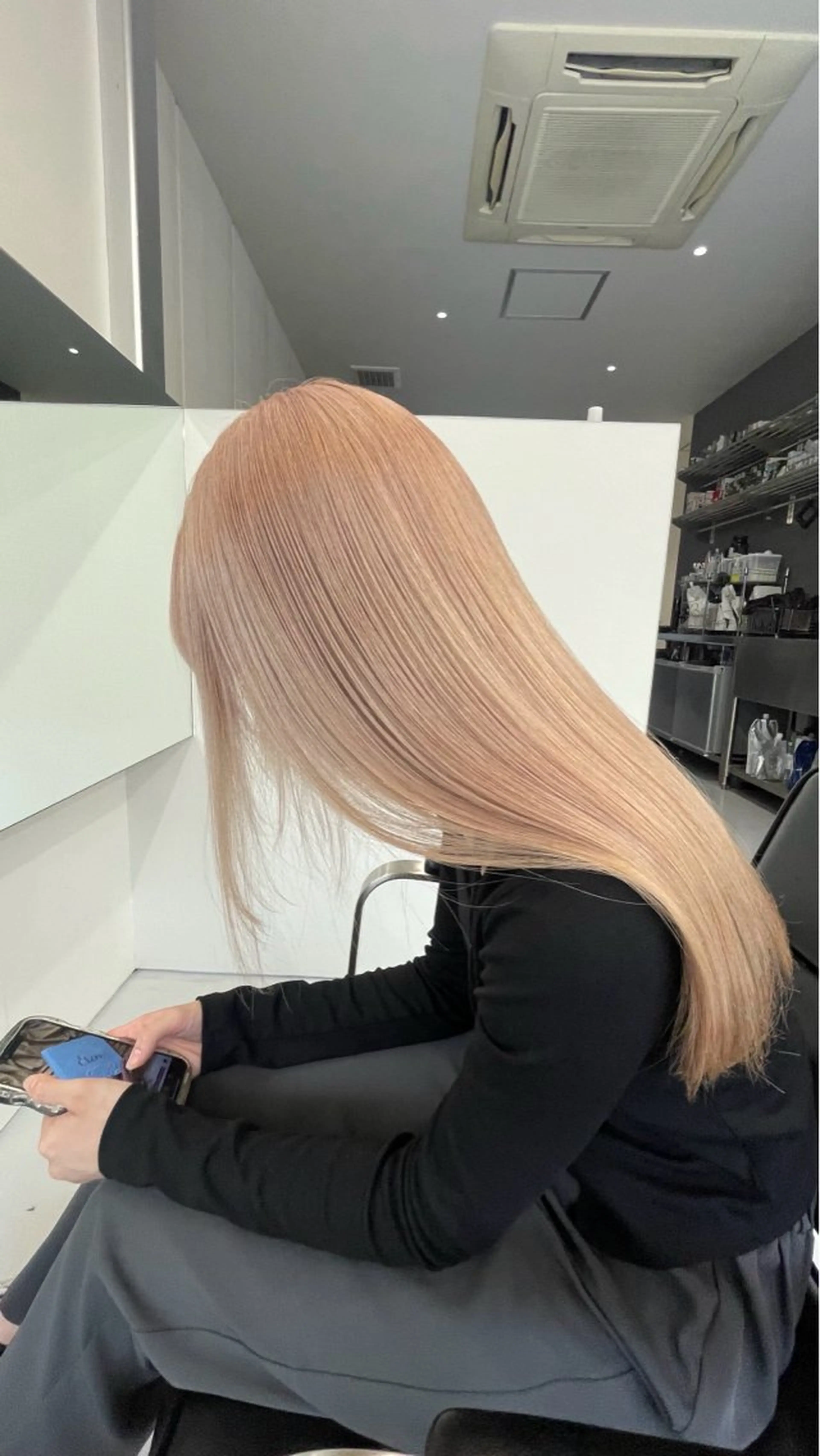 セミロング 松原 朱里のヘアスタイル