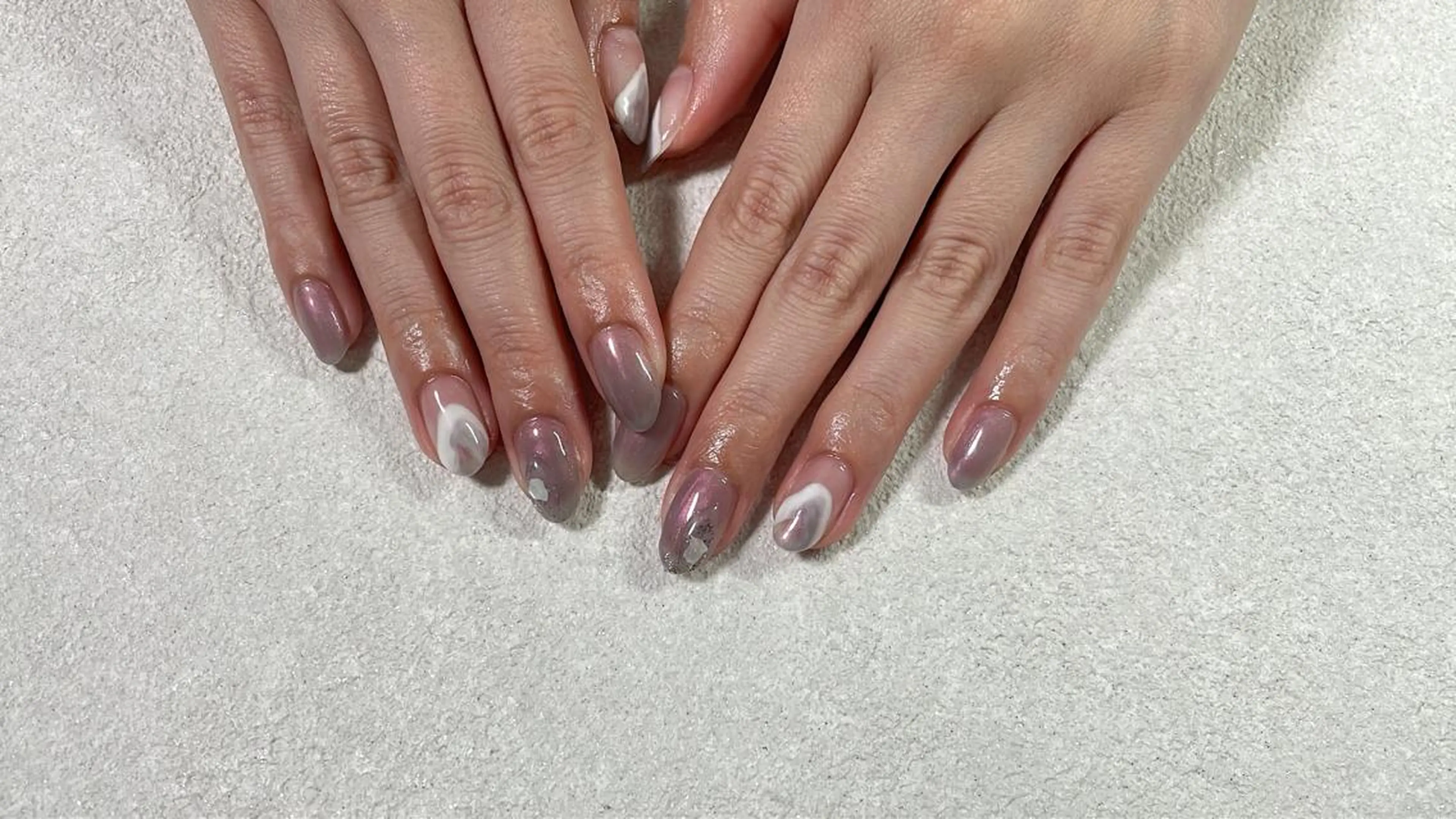 ネイル オーロラネイル フラワーネイル フットネイル フレンチネイル ジェルネイル kikinail 溝の口のネイルデザイン