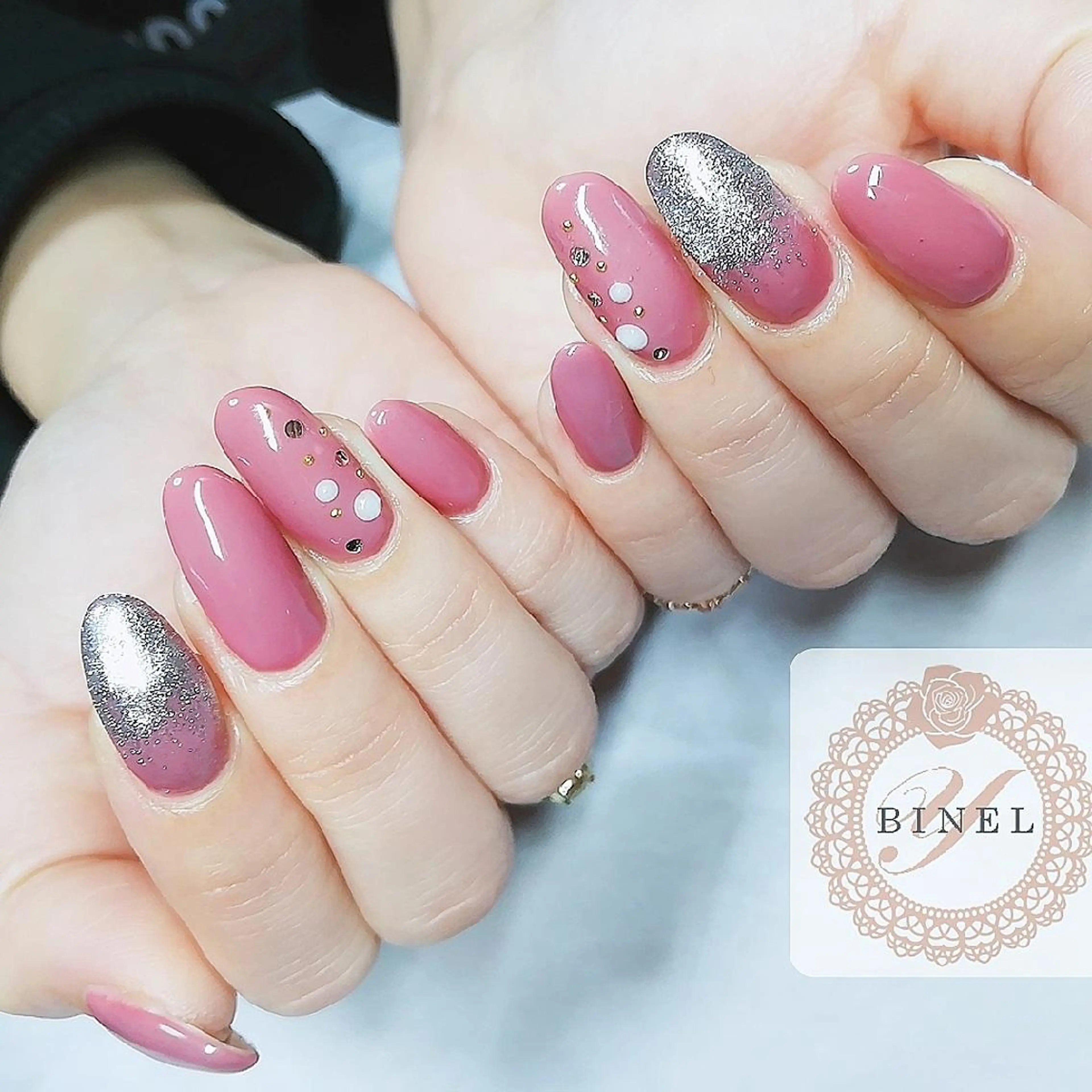 ネイル 持ち込み ハンドネイル Nail Salon Y.BINELのネイルデザイン