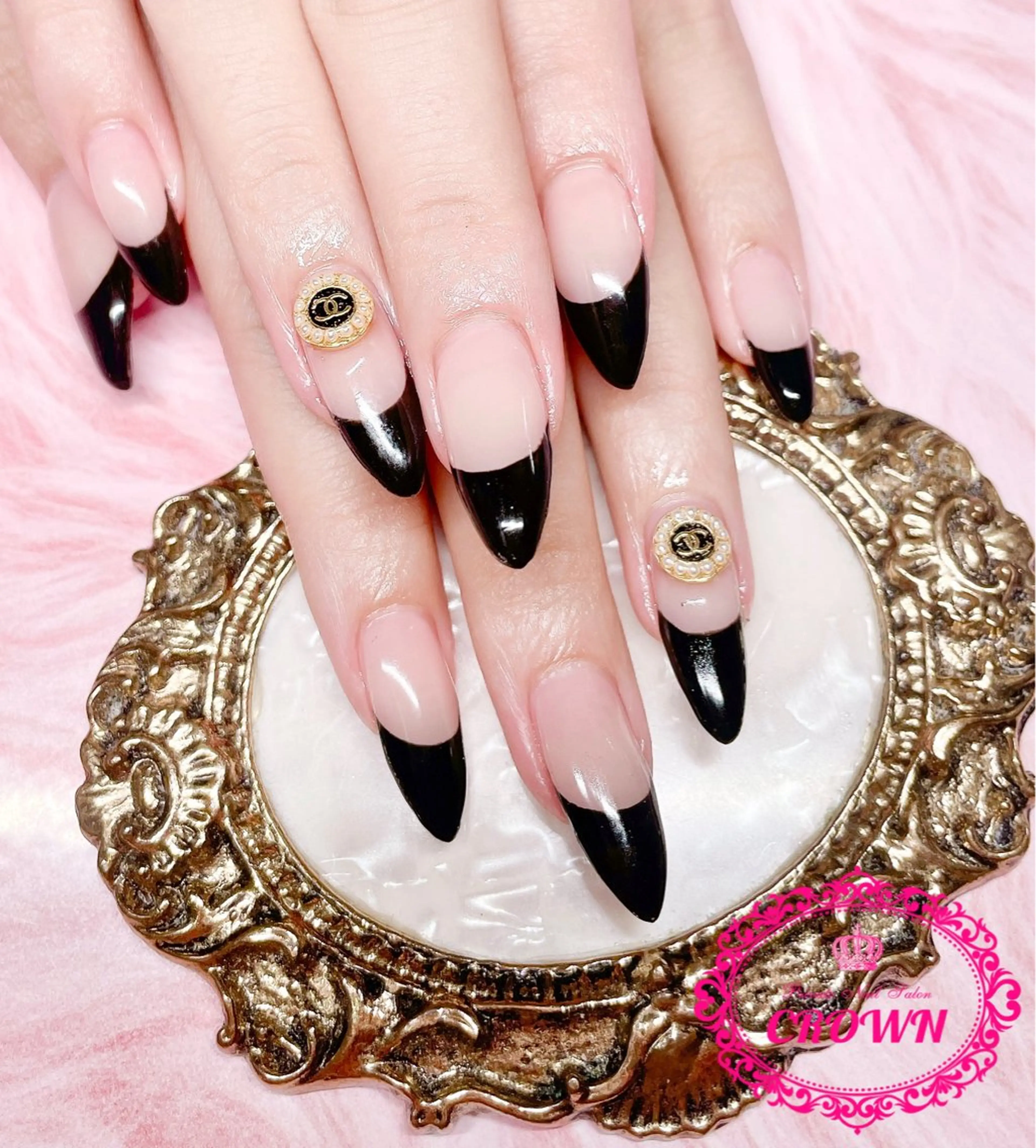 ネイル CROWN プライベートサロンのネイルデザイン