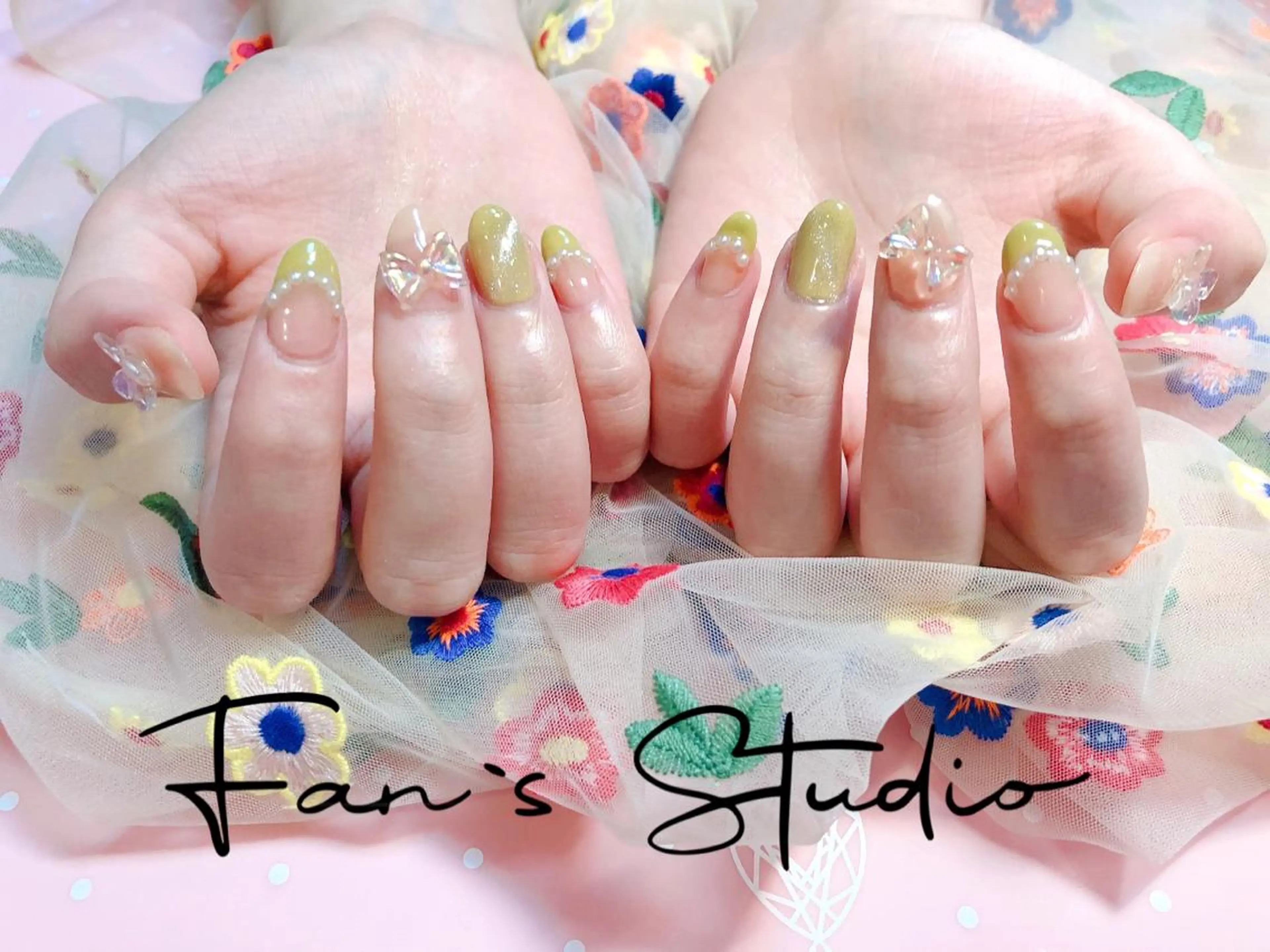 ネイル 🌻FAN'S STUDIO池袋🌻のネイルデザイン