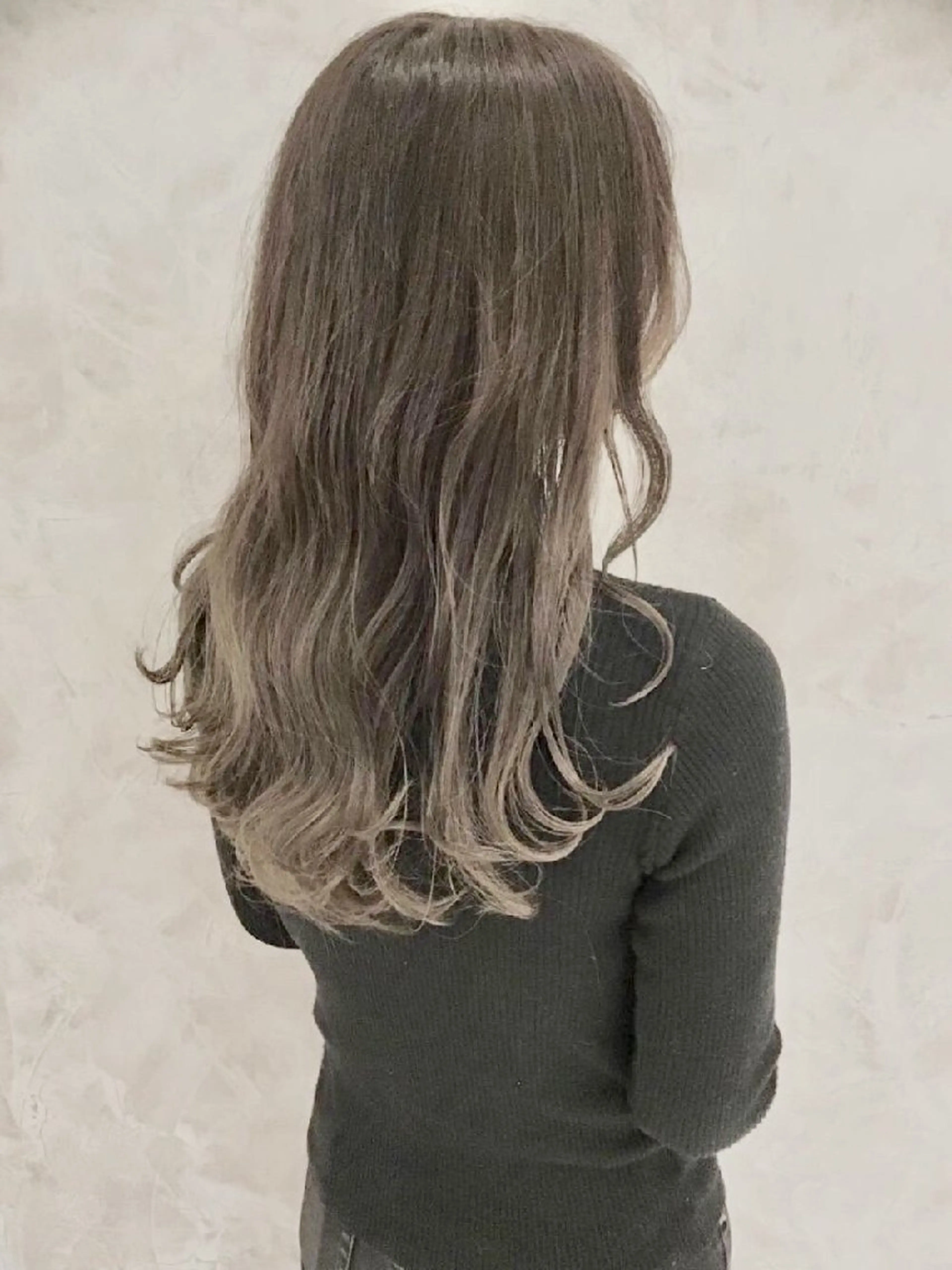 カラー GRITTERs 泉中央店所属・艶髪/小顔レイヤー/ カットモデル泉中央✨のヘアスタイル