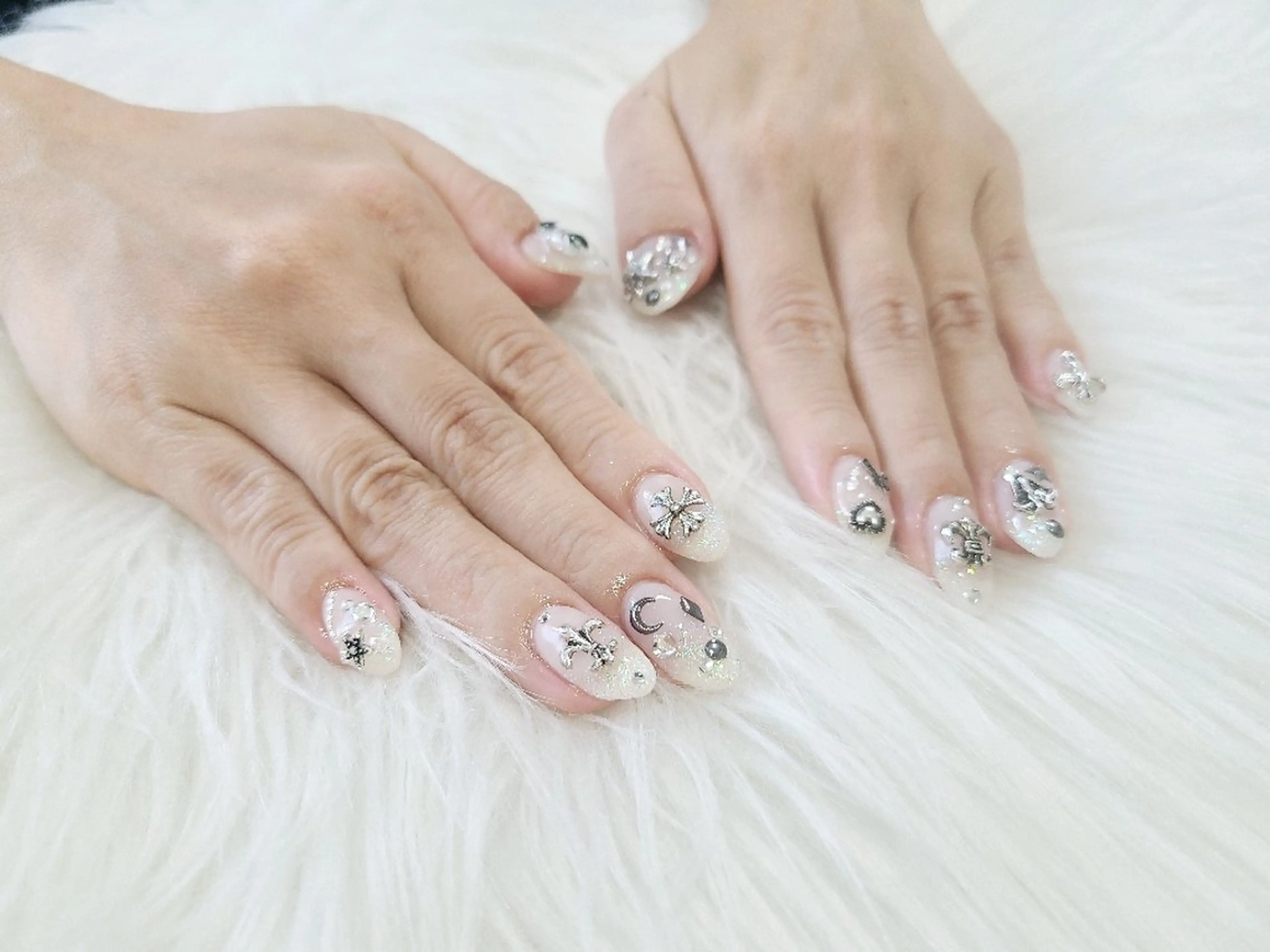 ネイル ハンドネイル Lily Eye&Nailのネイルデザイン