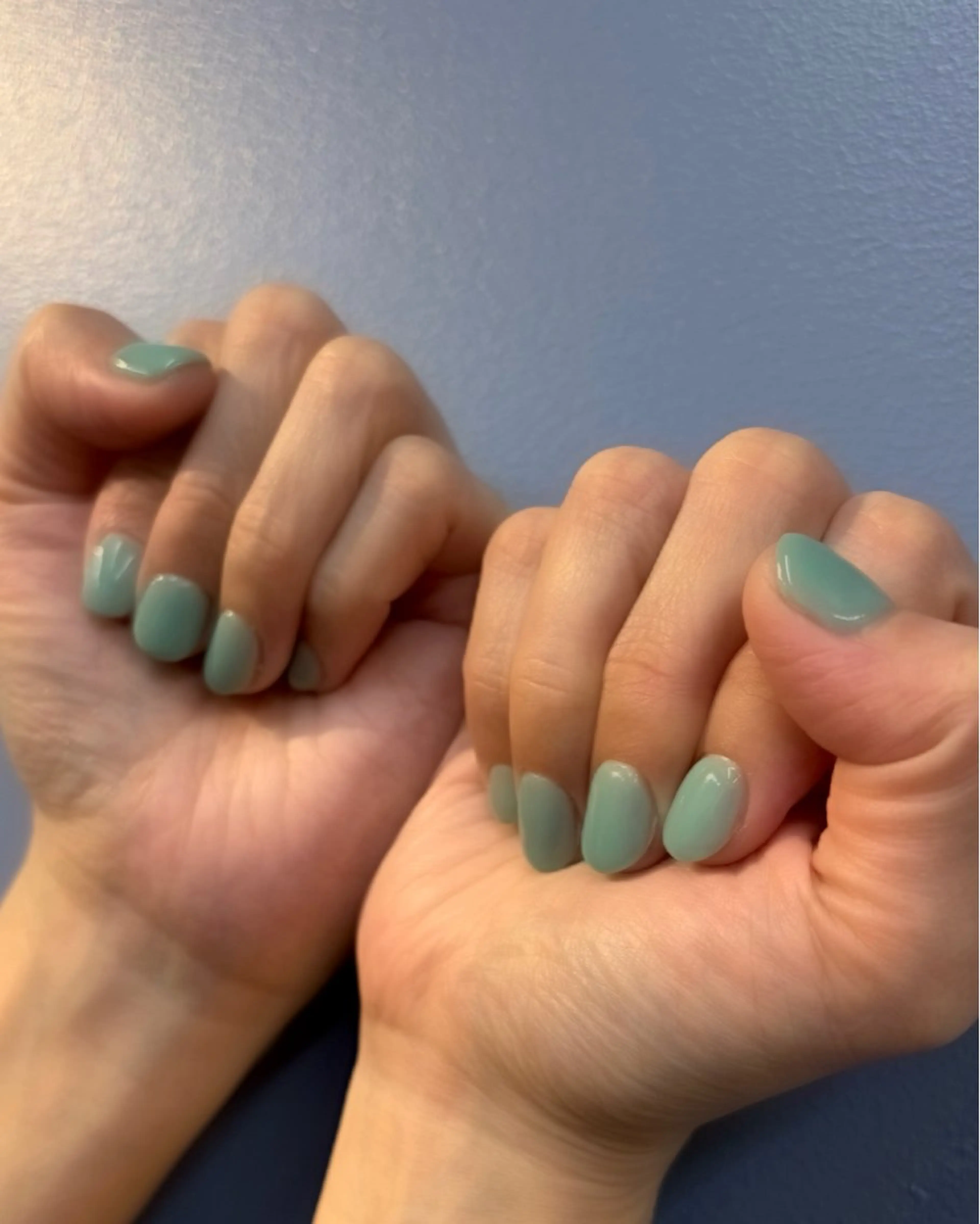 ネイル ワンカラーネイル 小崎 玲実のネイルデザイン