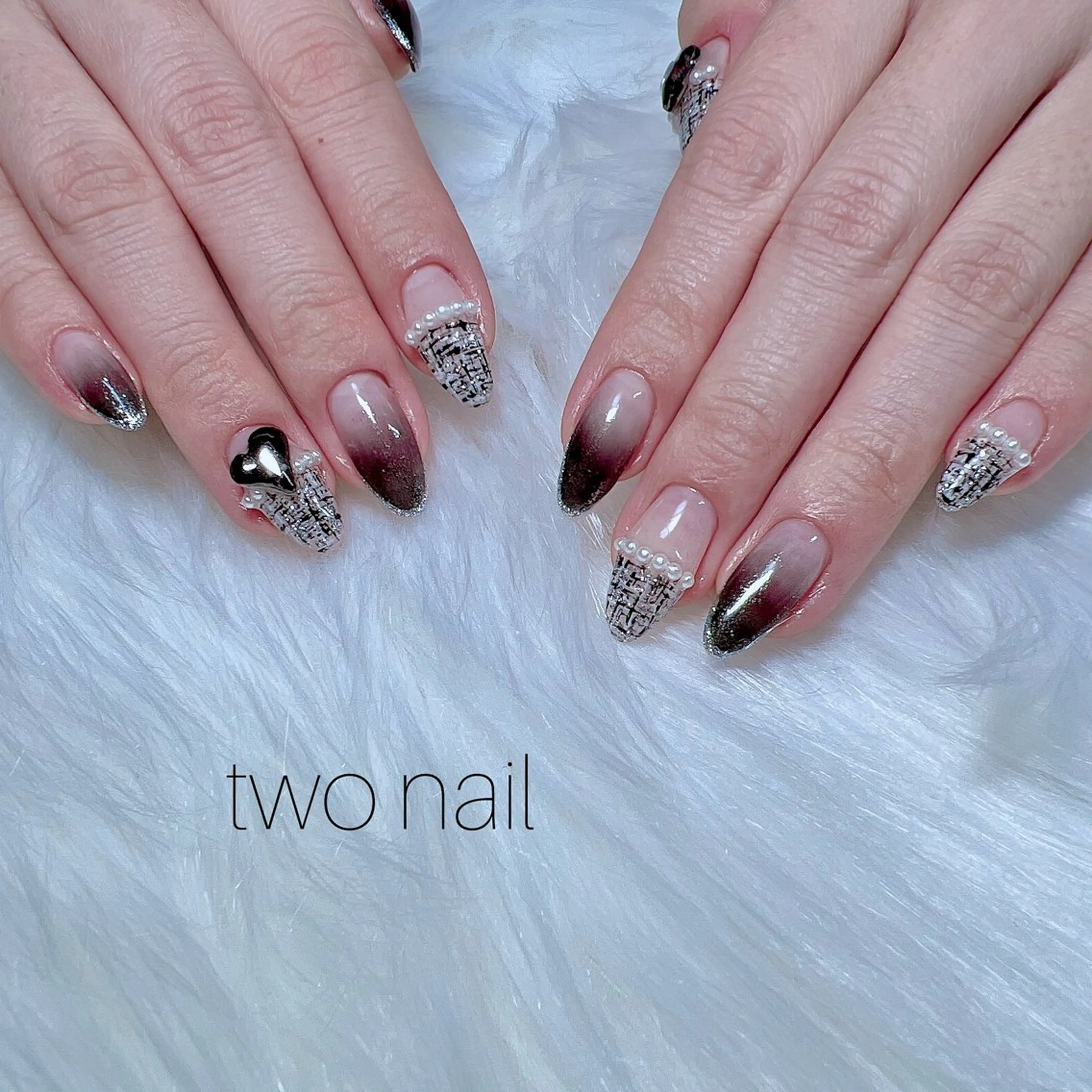 ネイル アートネイル ネイルチップ ホワイト ハンドネイル two nailのネイルデザイン