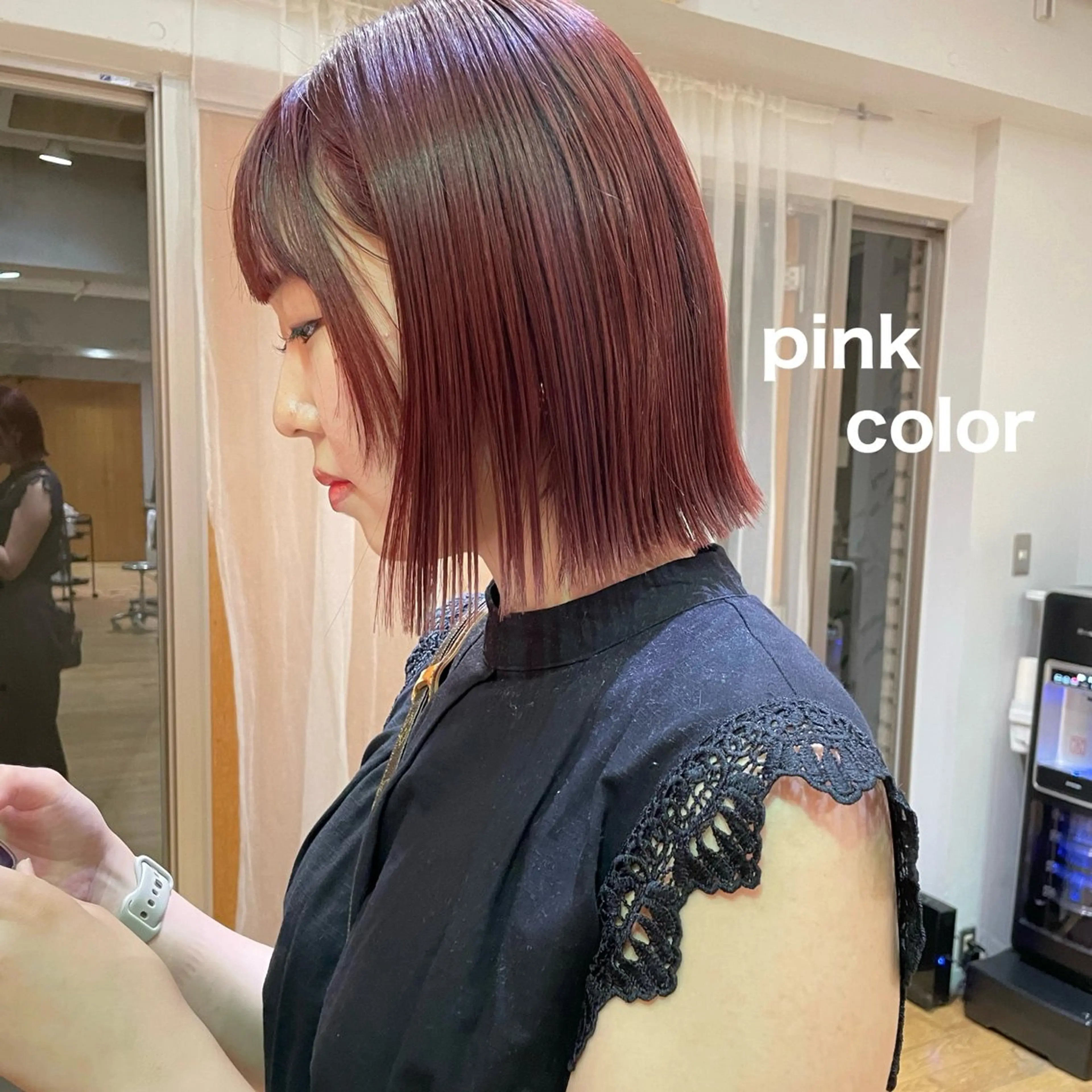 ミディアム カラー カット ヘアカラー 大橋 芽衣のヘアスタイル