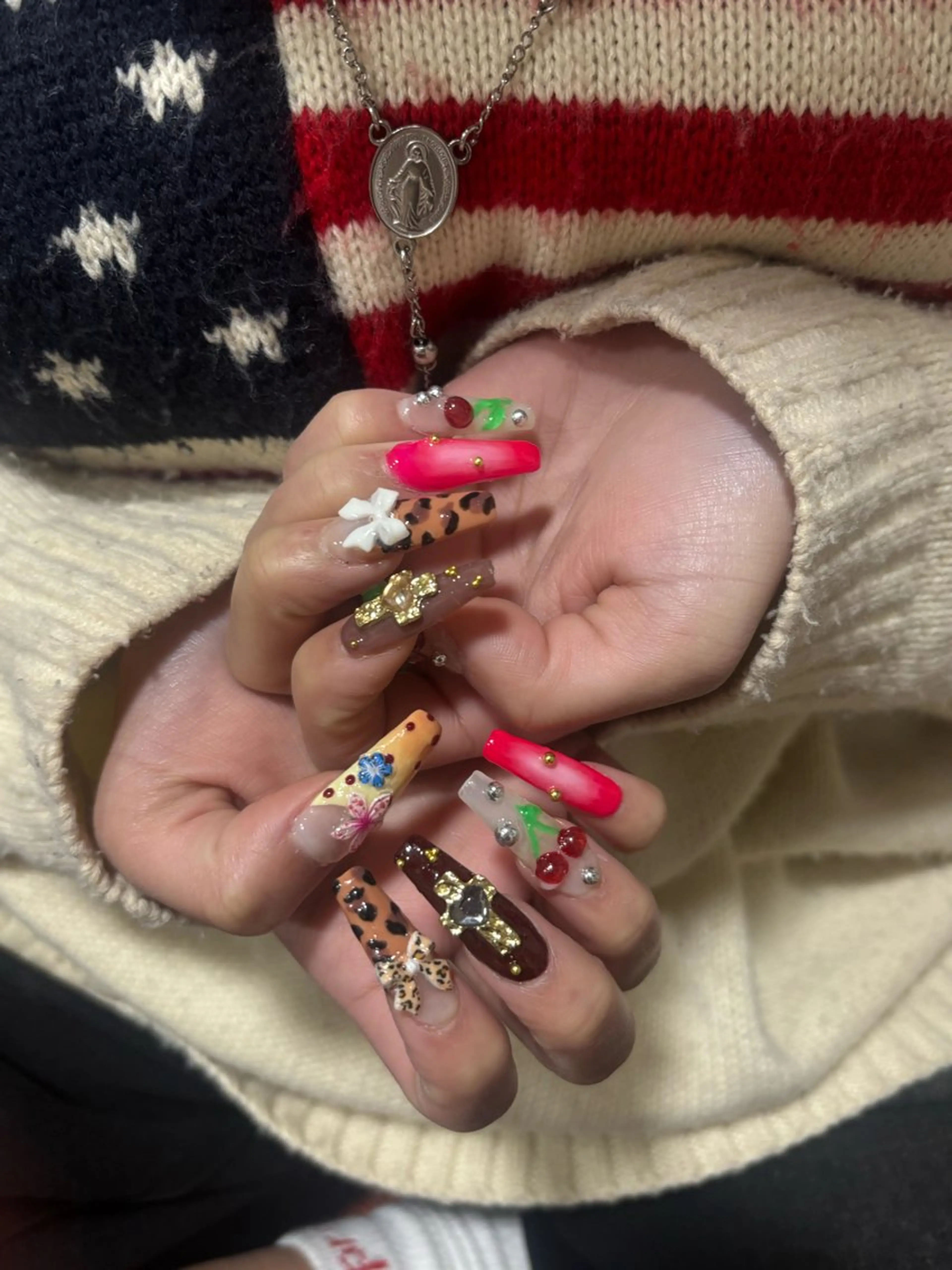 ネイル AMIKA🌹 Amaranthのマツエク・マツパデザイン