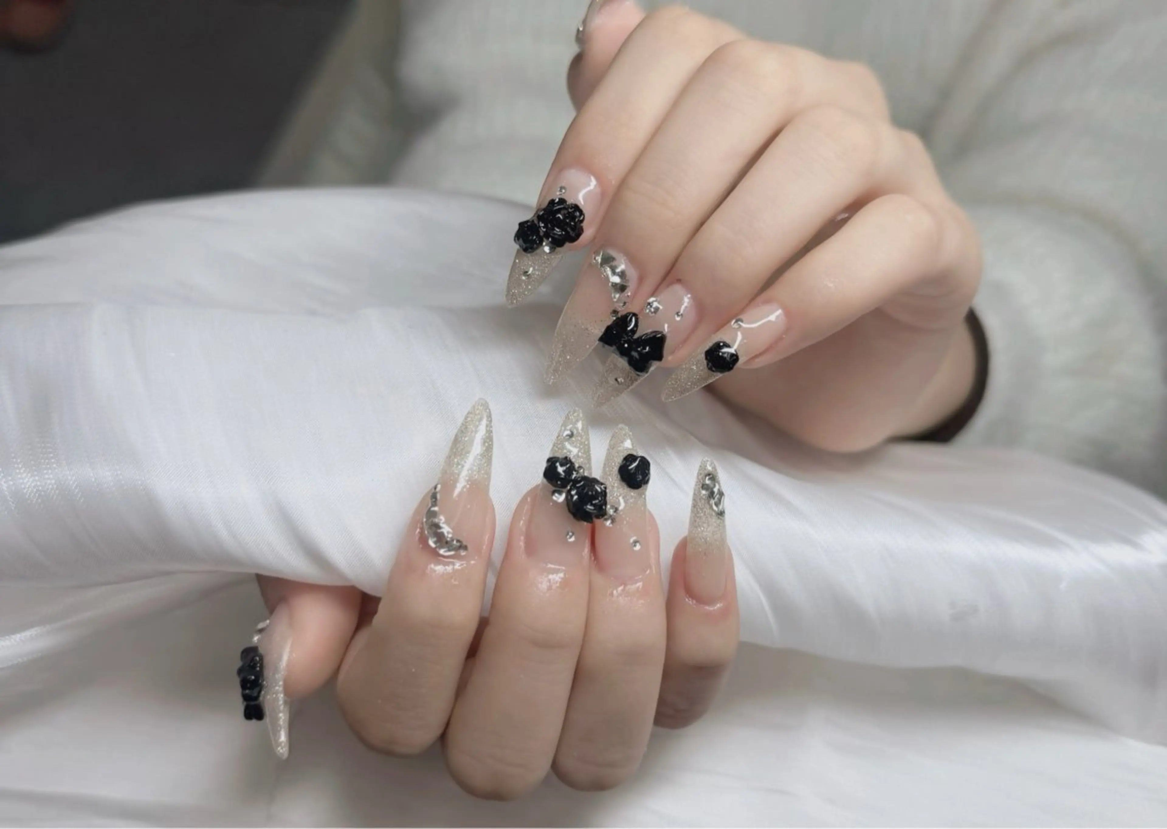 ネイル アートネイル フレンチネイル ジェルネイル 韓国ネイル マグネットネイル ハンドネイル Lenie Nail Okuboのネイルデザイン