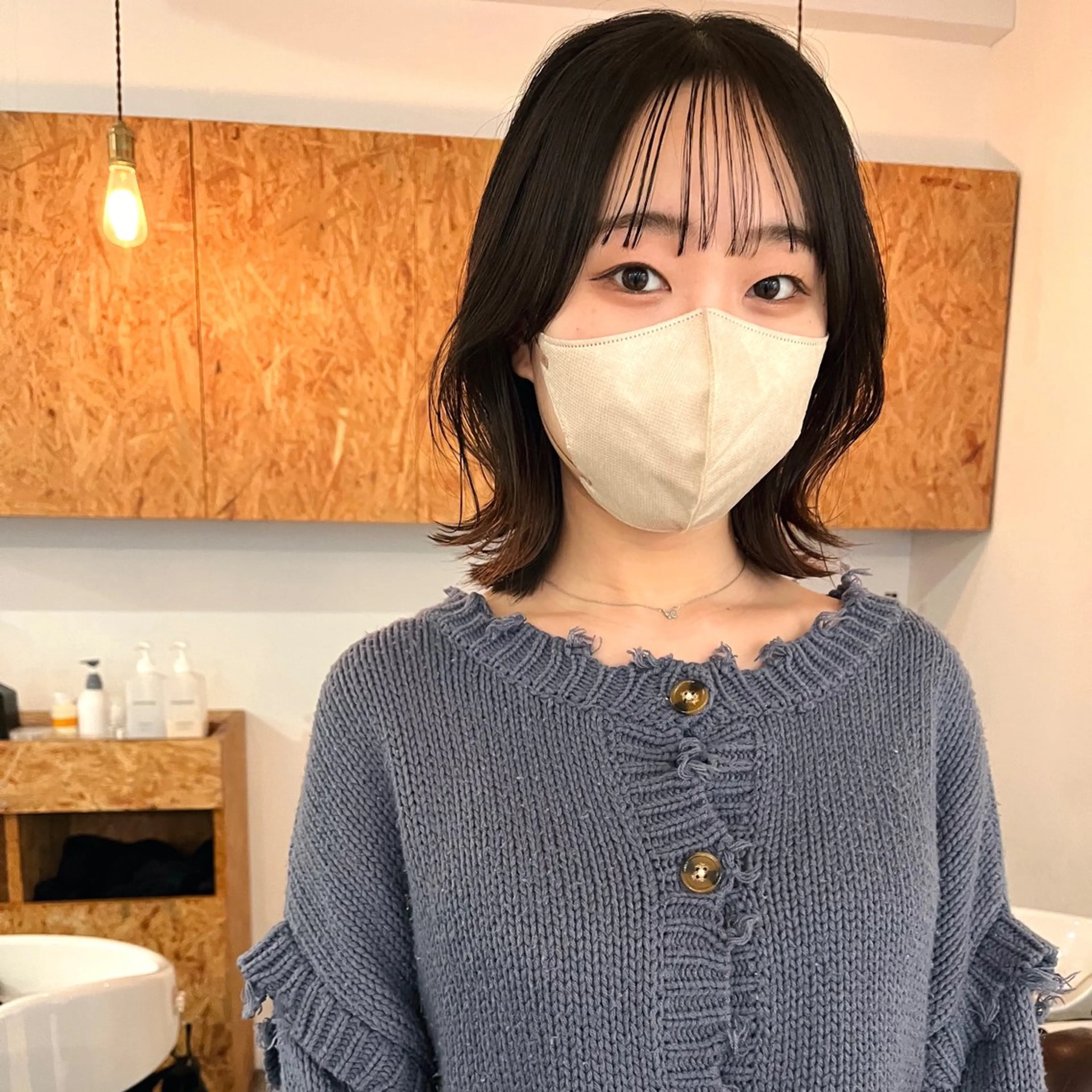 ミディアム くびれヘア レイヤーカット 暖色/パーマ 🌼クニトウメイのヘアスタイル