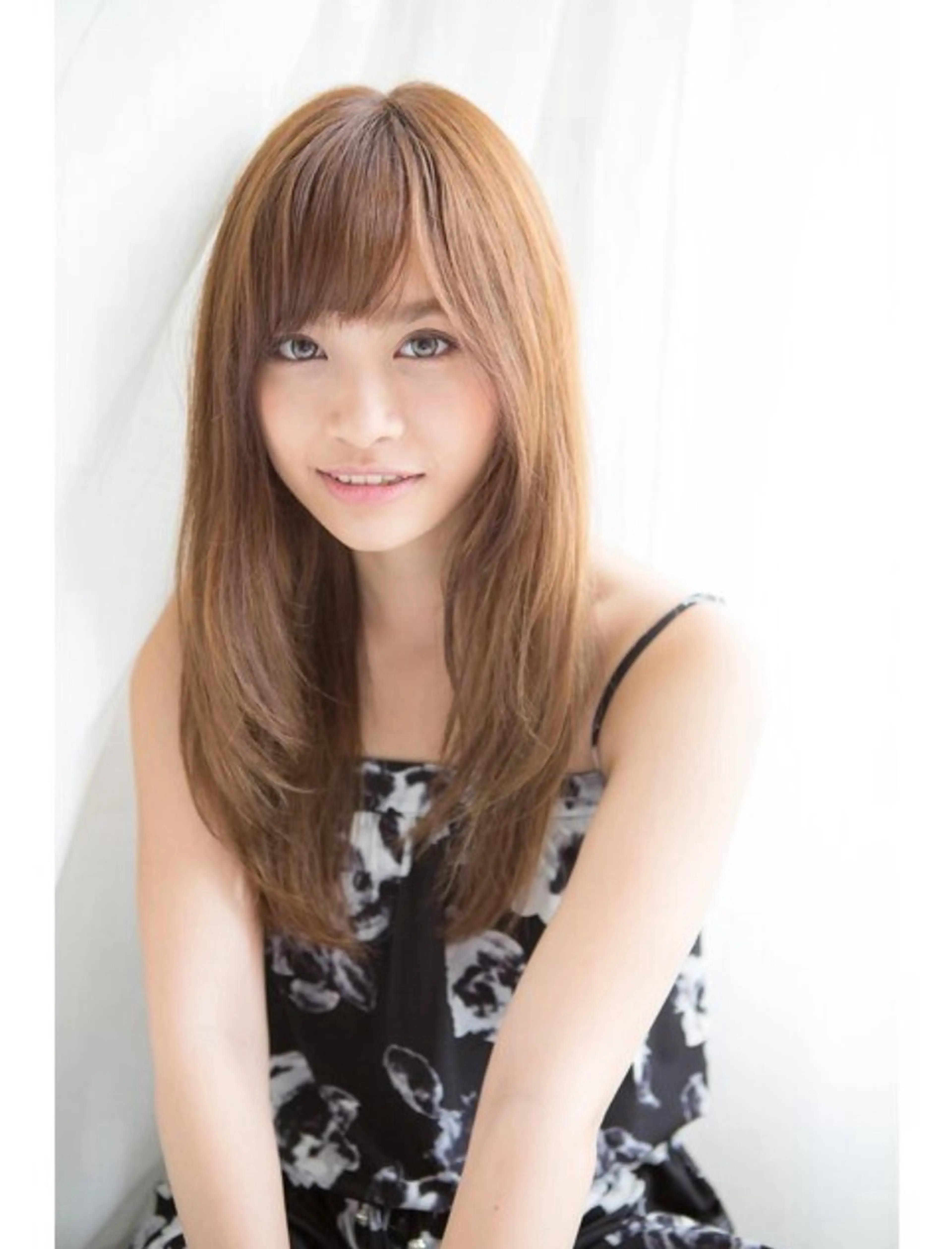 セミロング カラー カット ヘアカラー トリートメント リシャール聖蹟桜ヶ丘所属・SHUMA1月 限定メニュー有りのヘアスタイル