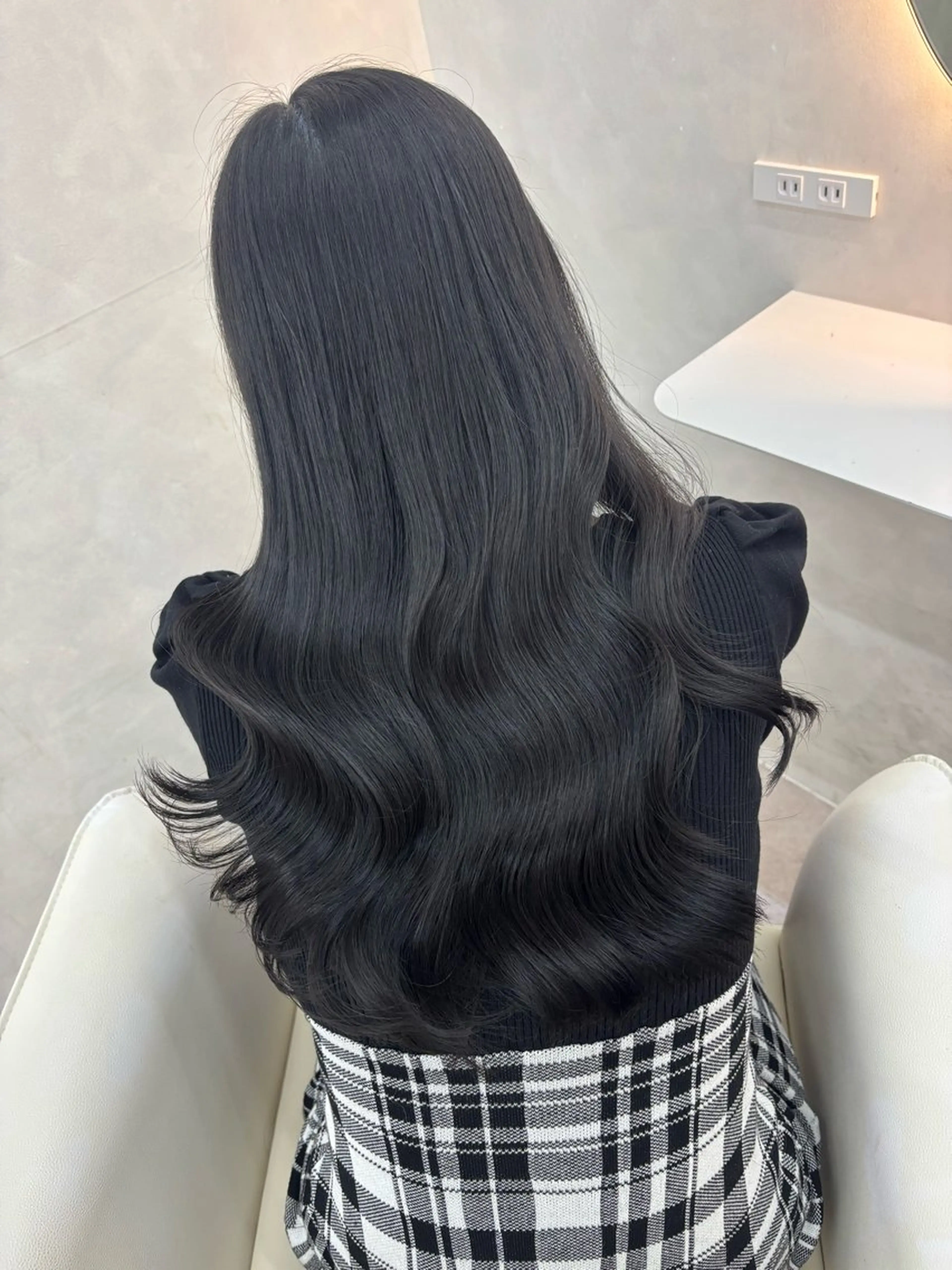 ロング カット ヘアカラー 🤍るい🤍ブリーチ モデル募集中🪽🫧のヘアスタイル