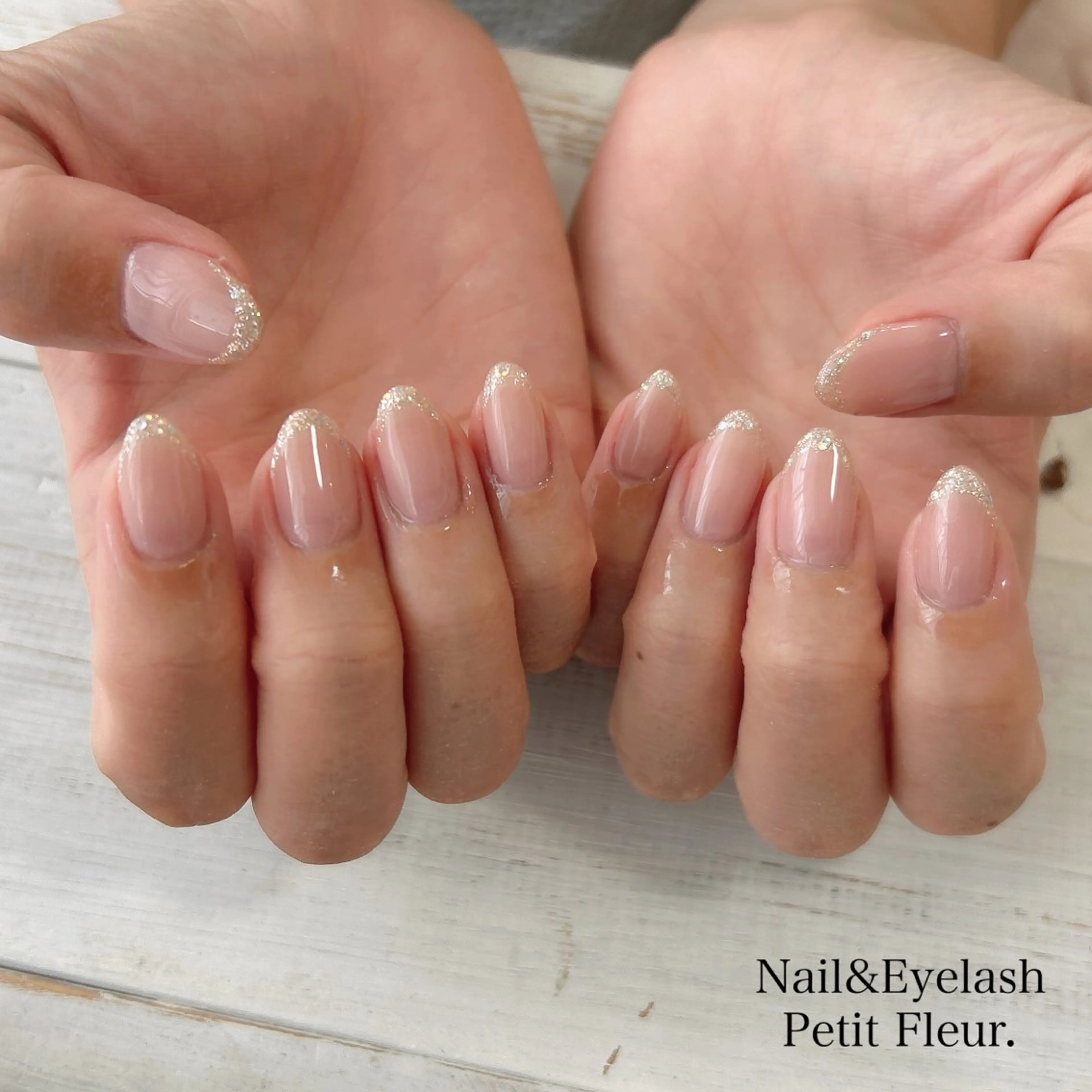 ネイル Petit Fleur所属・青柳 亜梨奈のマツエク・マツパデザイン