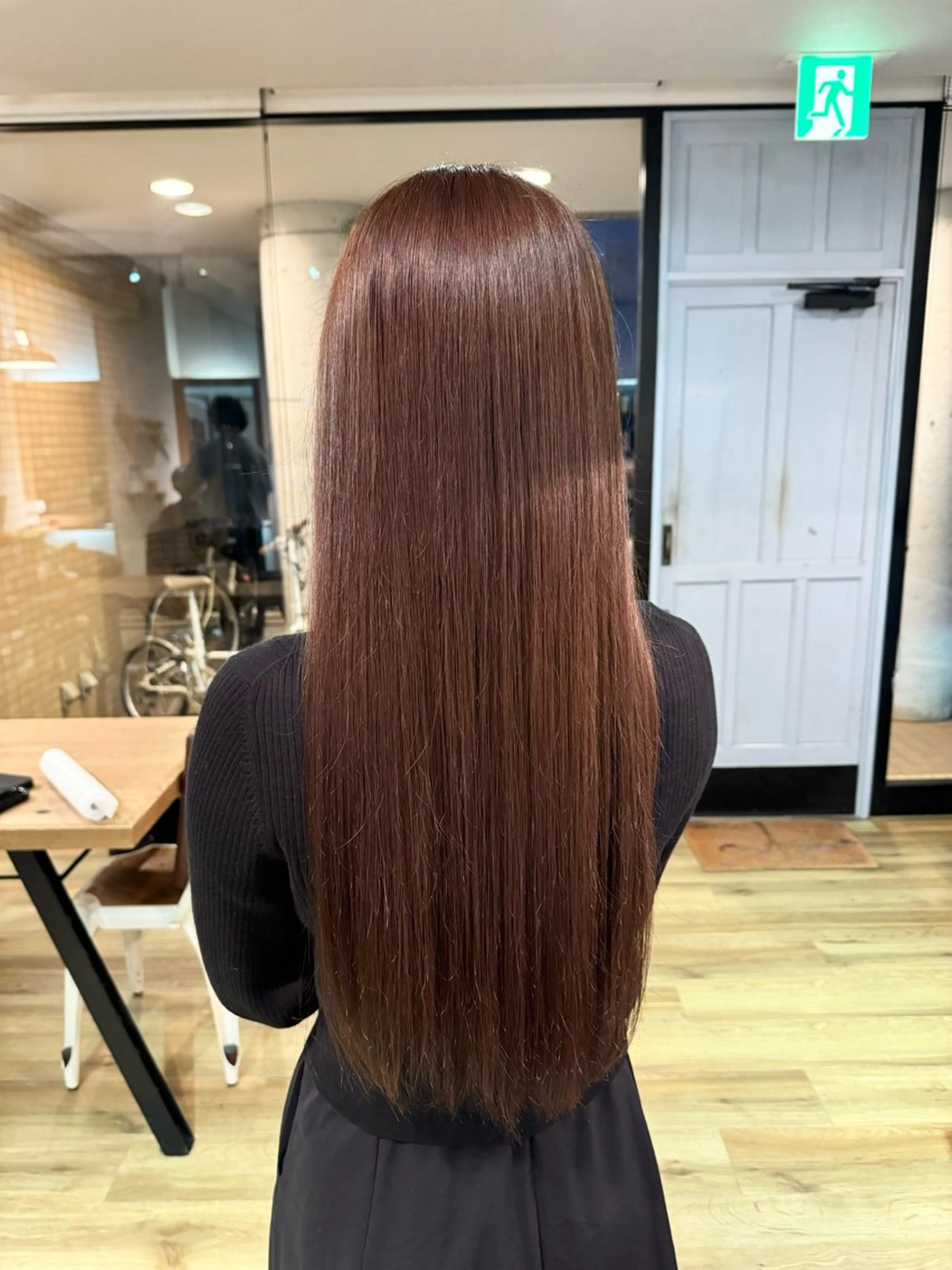 ロング カラー ラベンダーカラー ヘアカラー トリートメント ツキダテ ユイのヘアスタイル