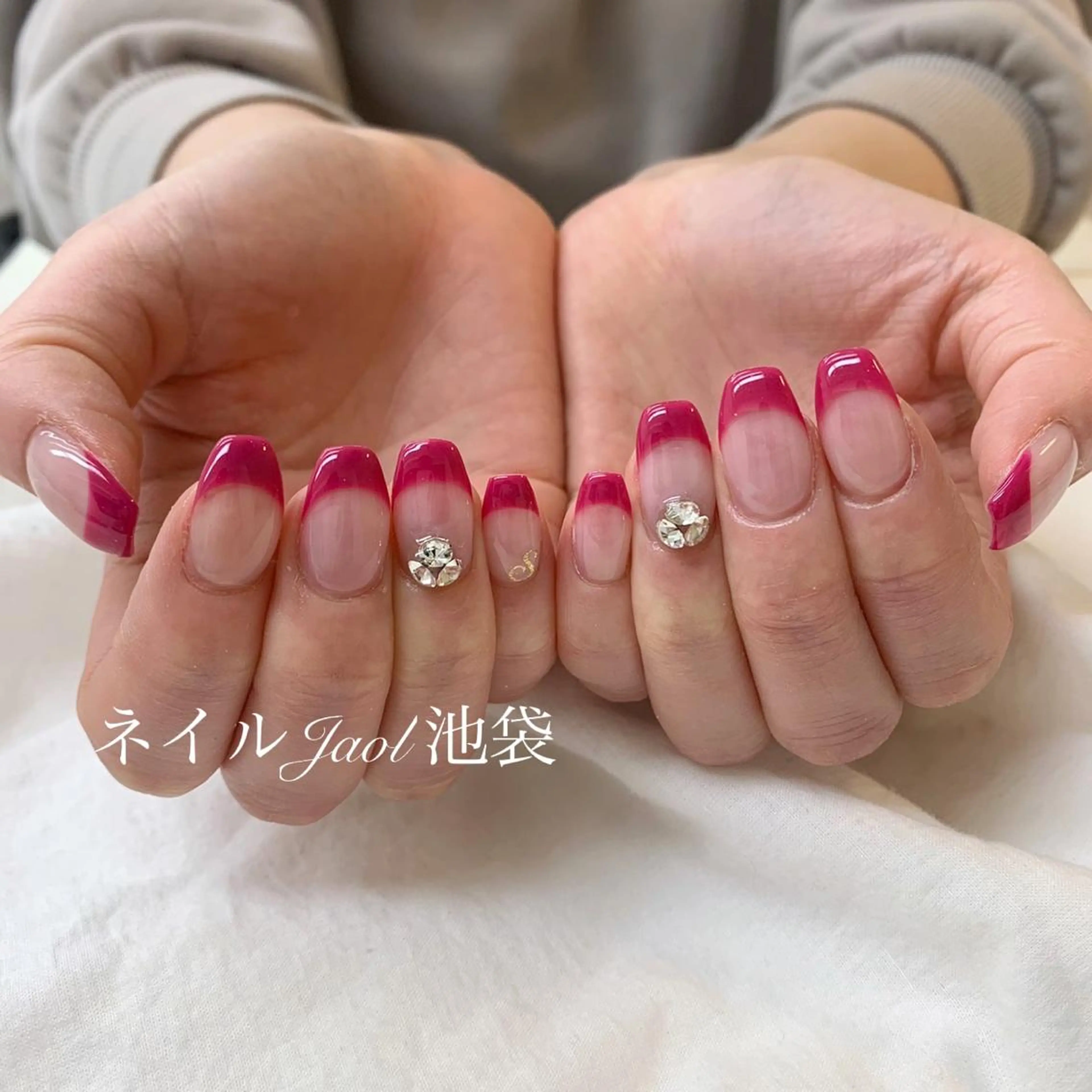 ミディアム nail jaol池袋店所属・ネイルJaol 池袋のネイルデザイン