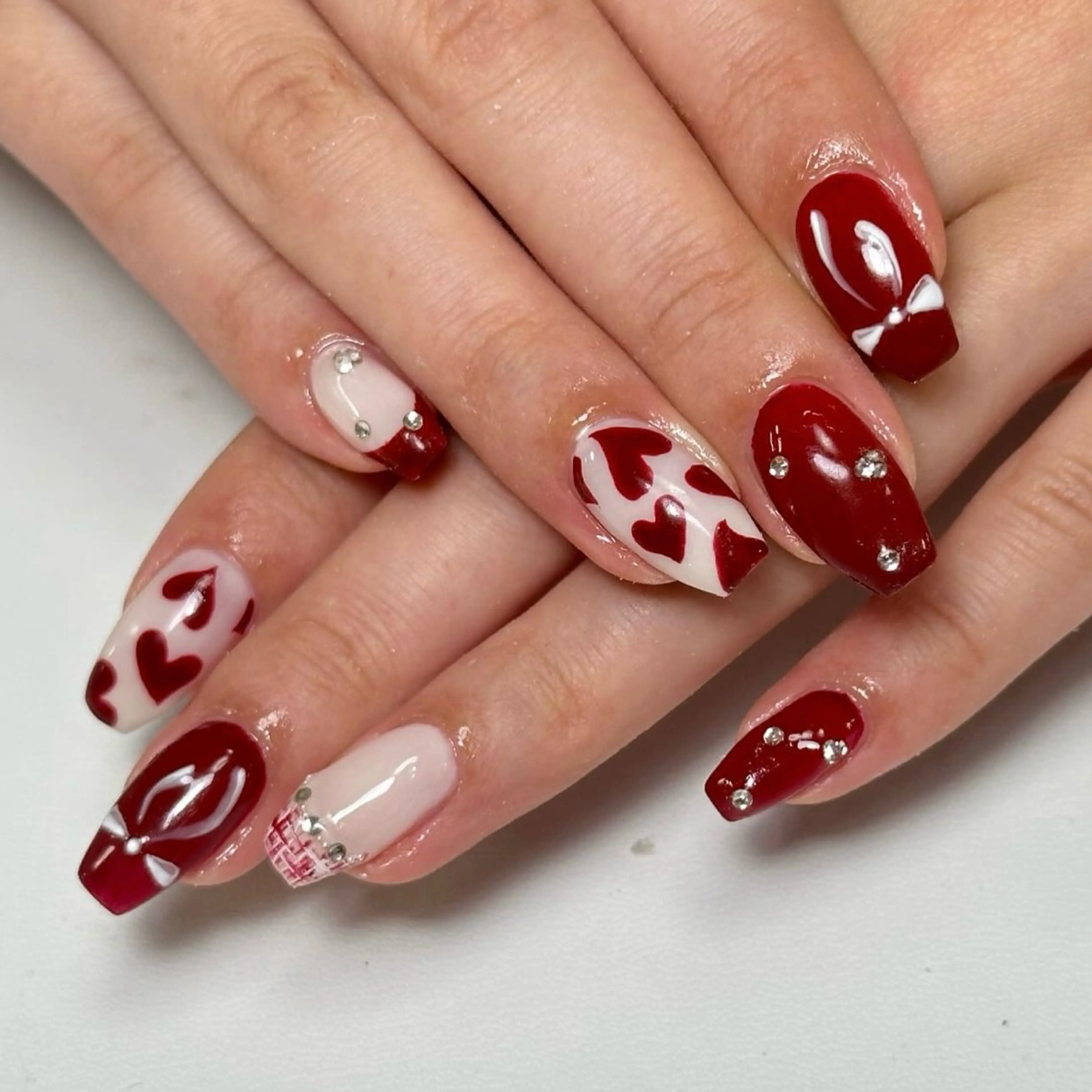 ネイル ハンドネイル kiki nailsalon所属・すいか 🍉のネイルデザイン