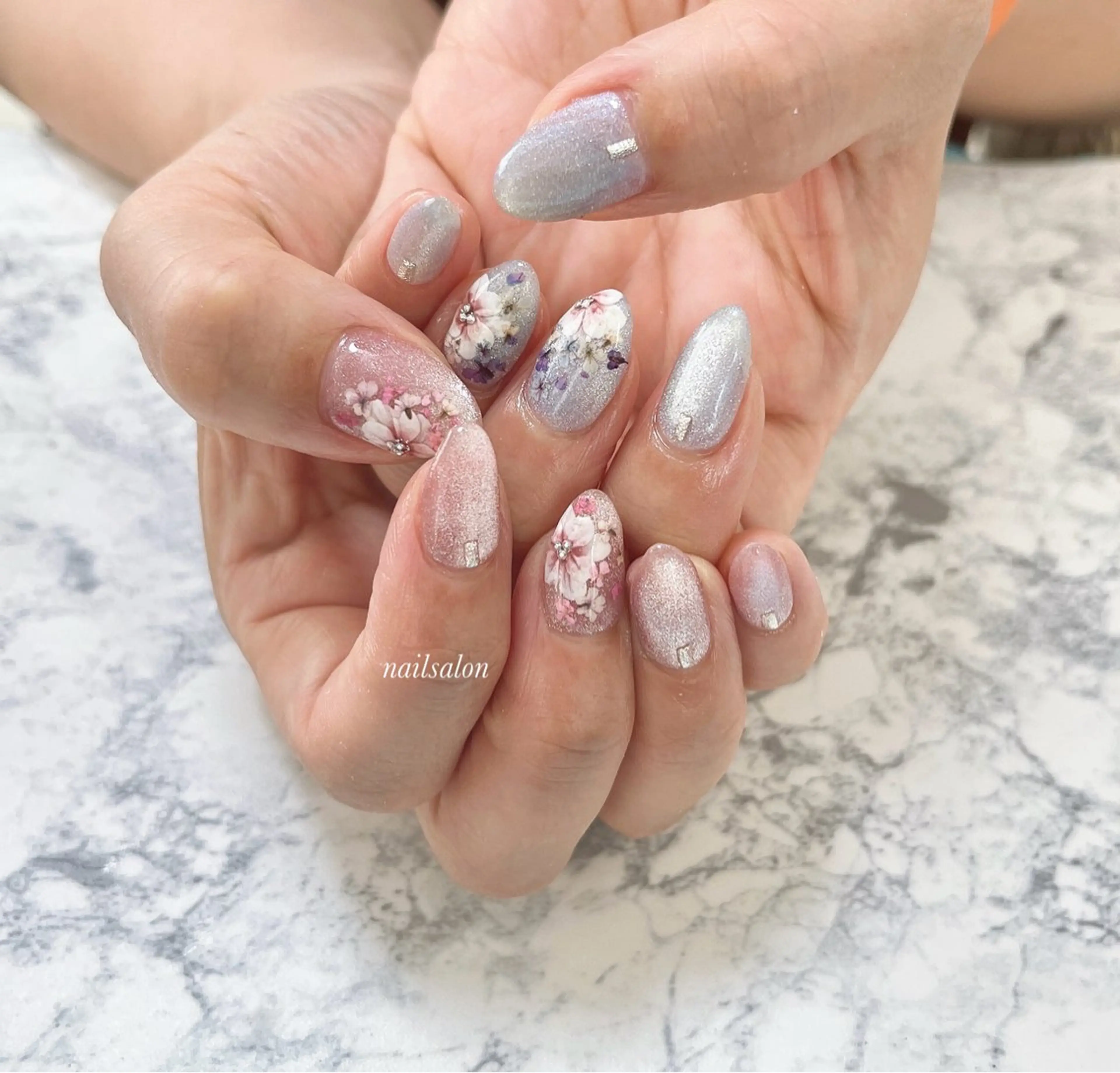 ネイル 石野 広佳のネイルデザイン