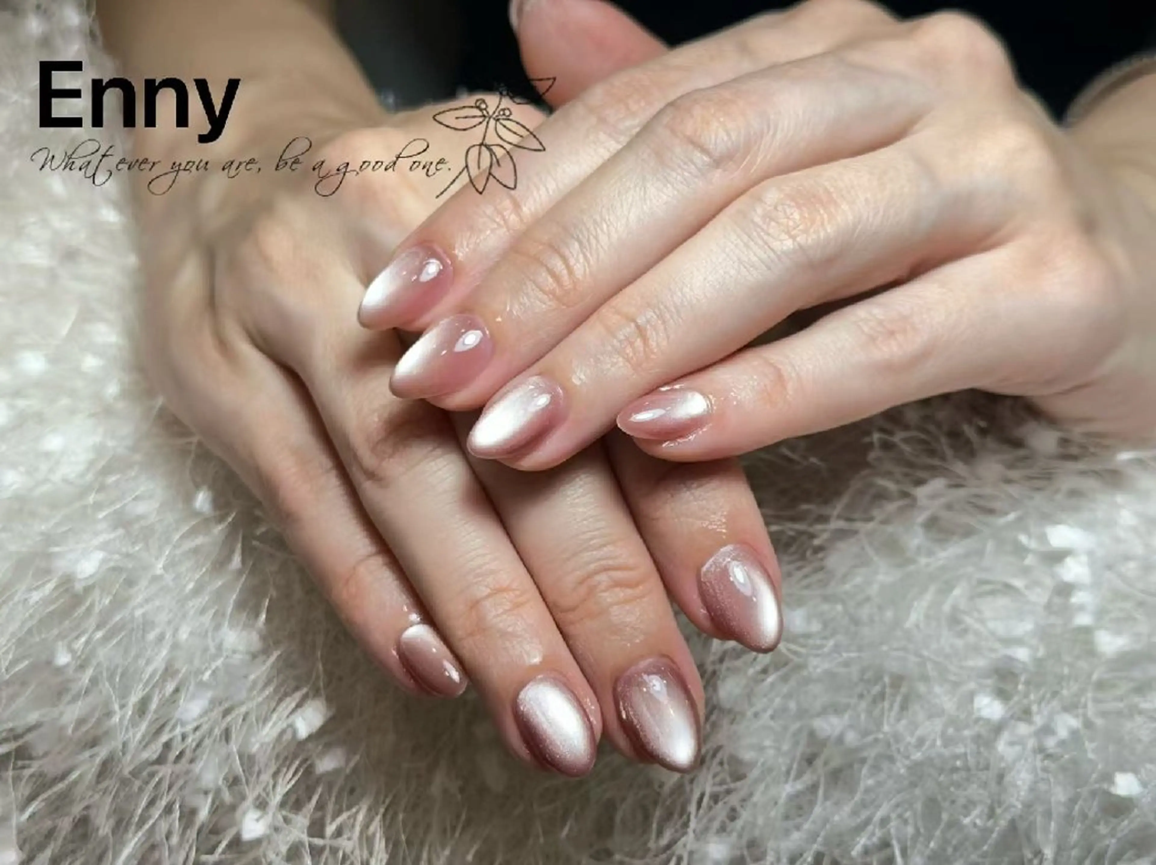 ネイル チークネイル フットネイル フレンチネイル ジェルネイル ガラスフレンチ ハンドネイル ル ナのネイルデザイン