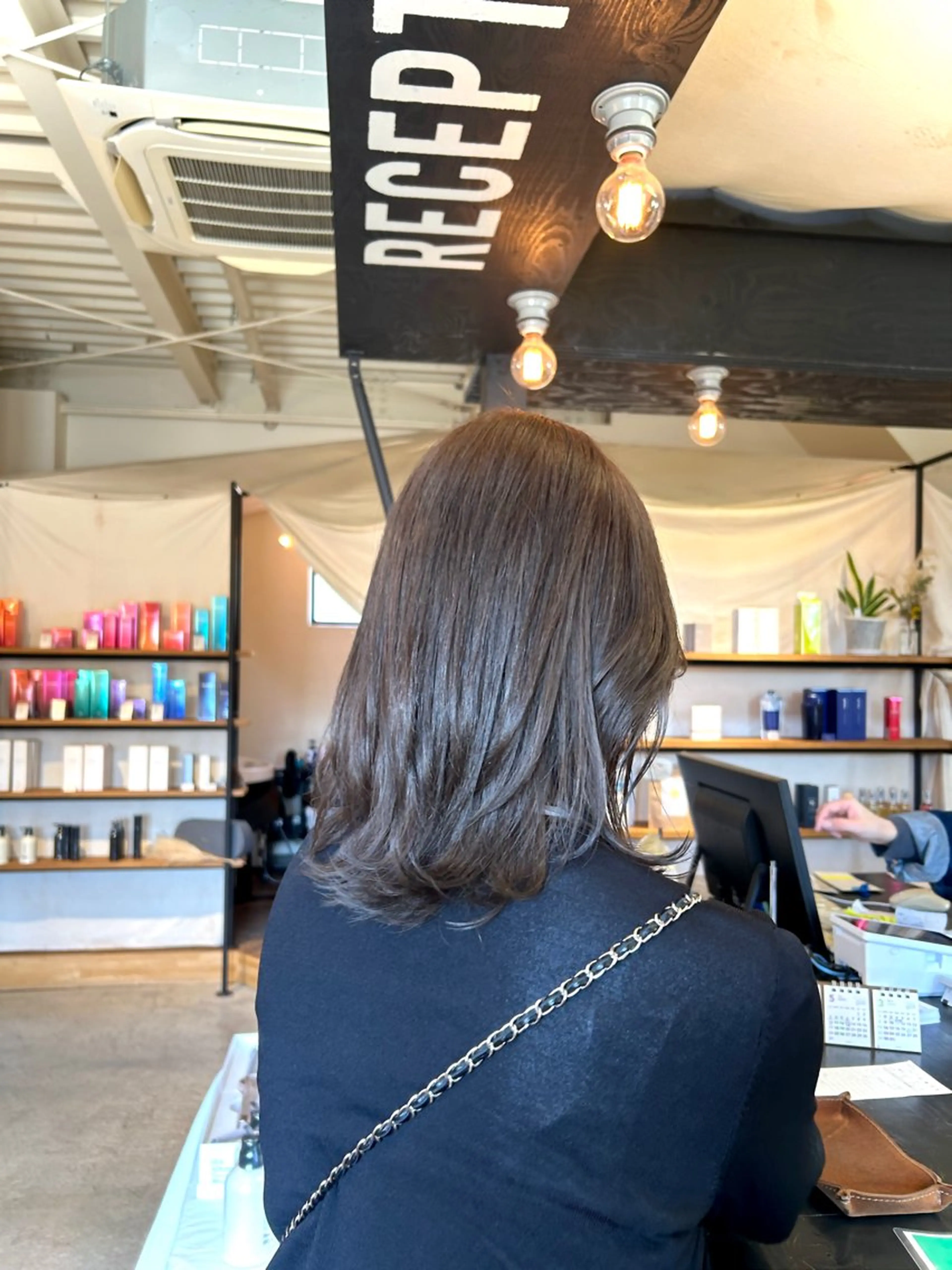 カラー オリーブベージュ/ 岡崎/みゆうのヘアスタイル