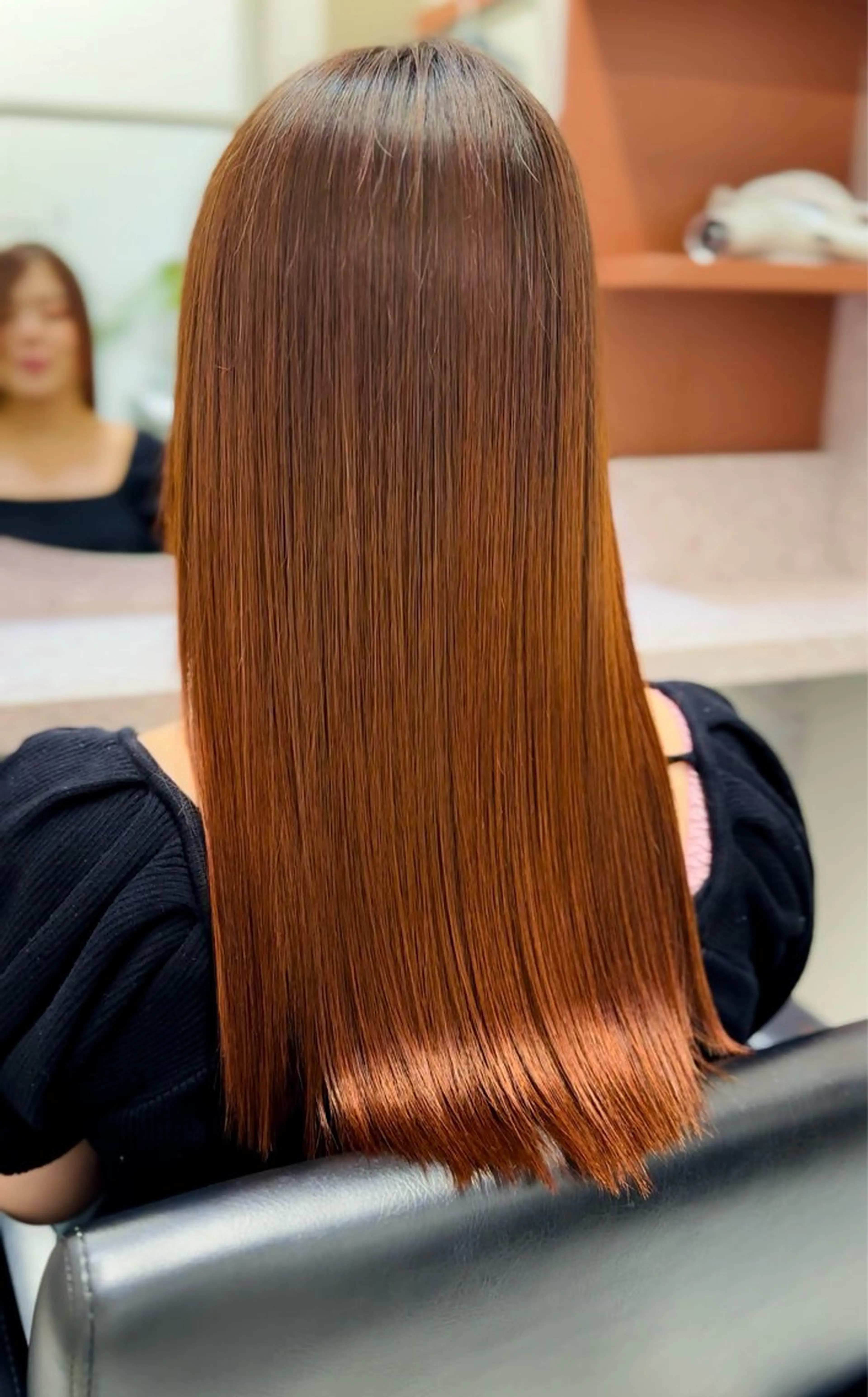 セミロング カット 縮毛矯正 JYO 髪質改善専門家のヘアスタイル