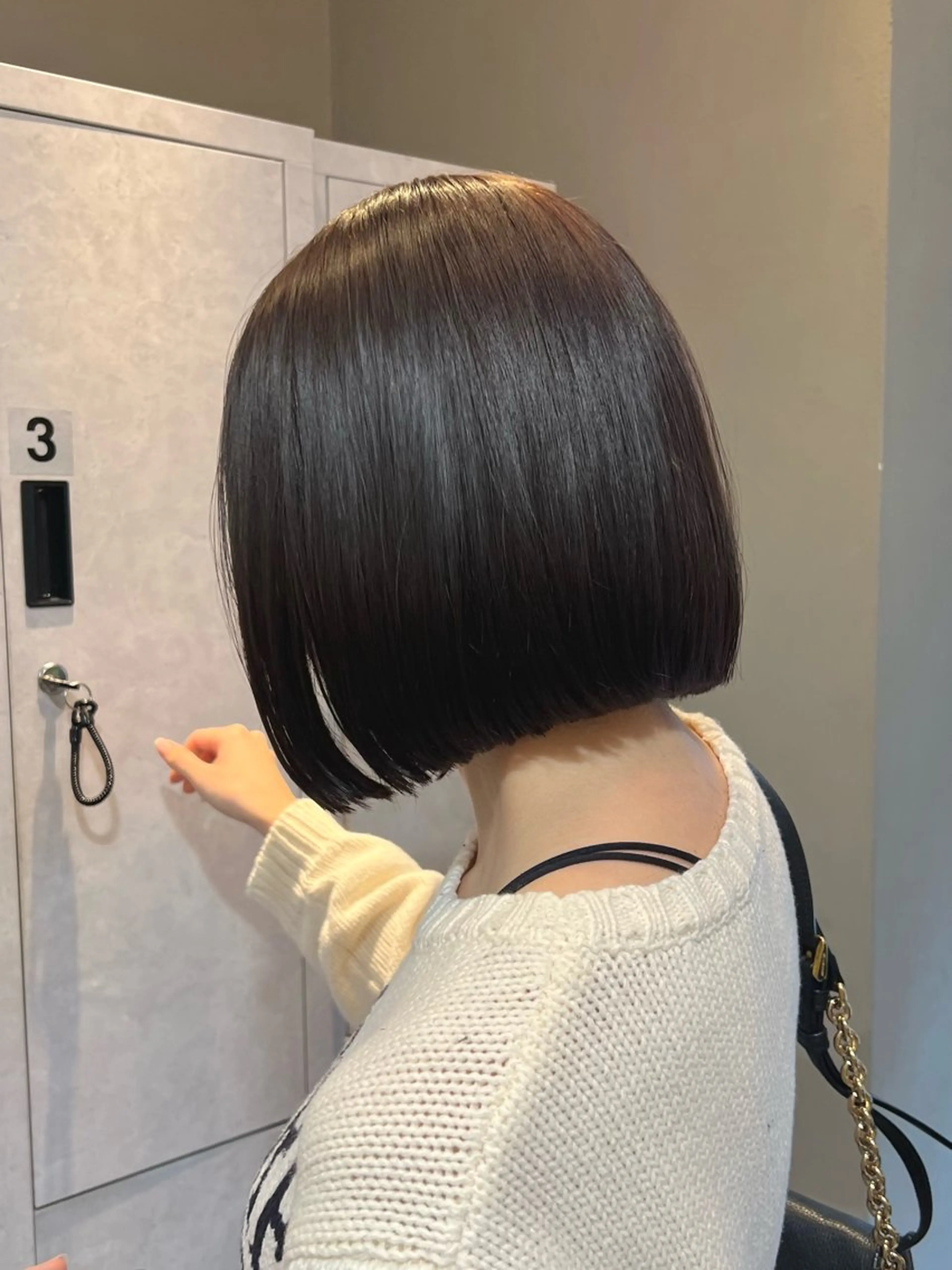 ショート カラー 切りっぱなしボブ ボブ 神戸ボブ✂️ ioe三宮/田 伸佳のヘアスタイル