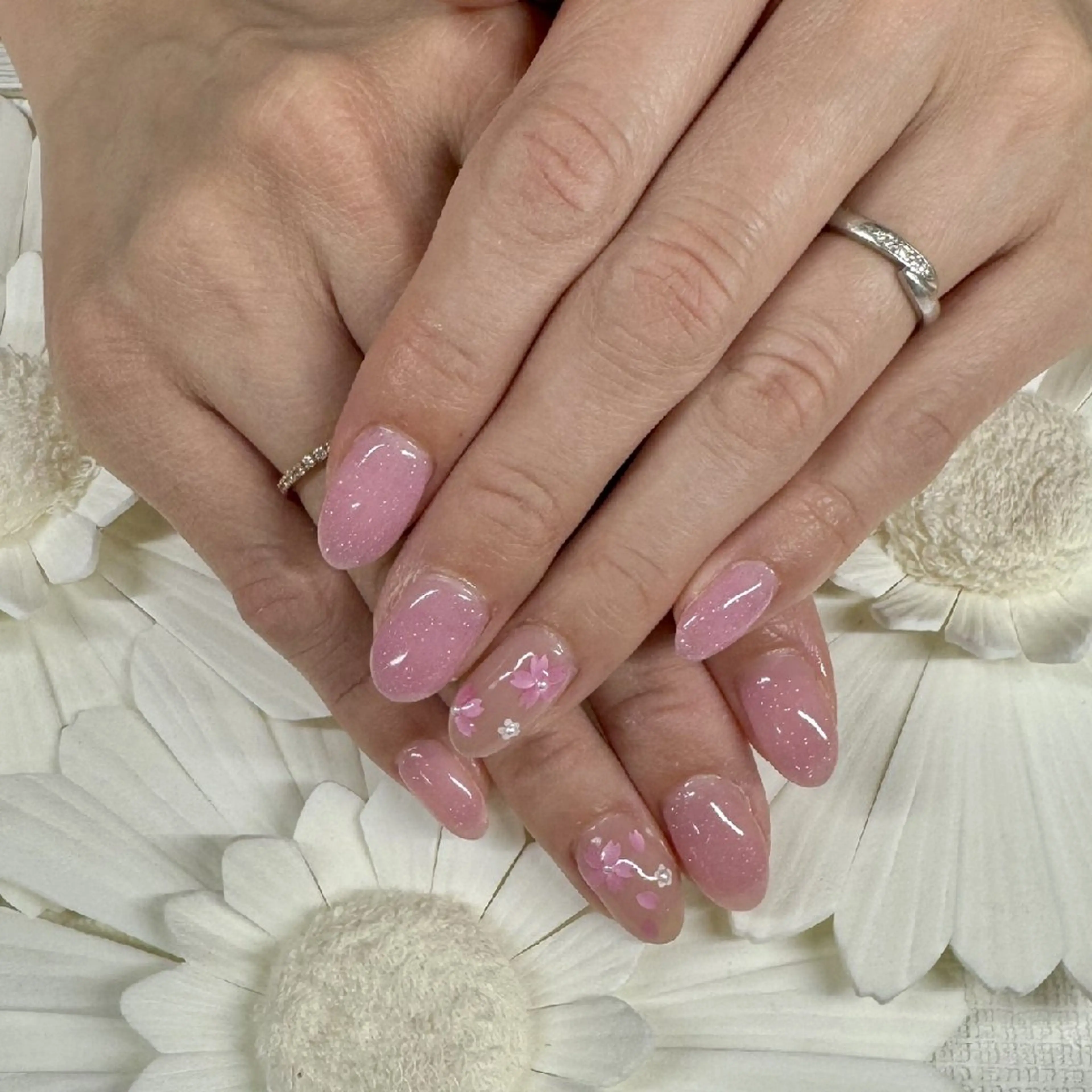 ネイル nail body サロン　Pino Planet所属・ネイリスト pinoエミルネイルのネイルデザイン