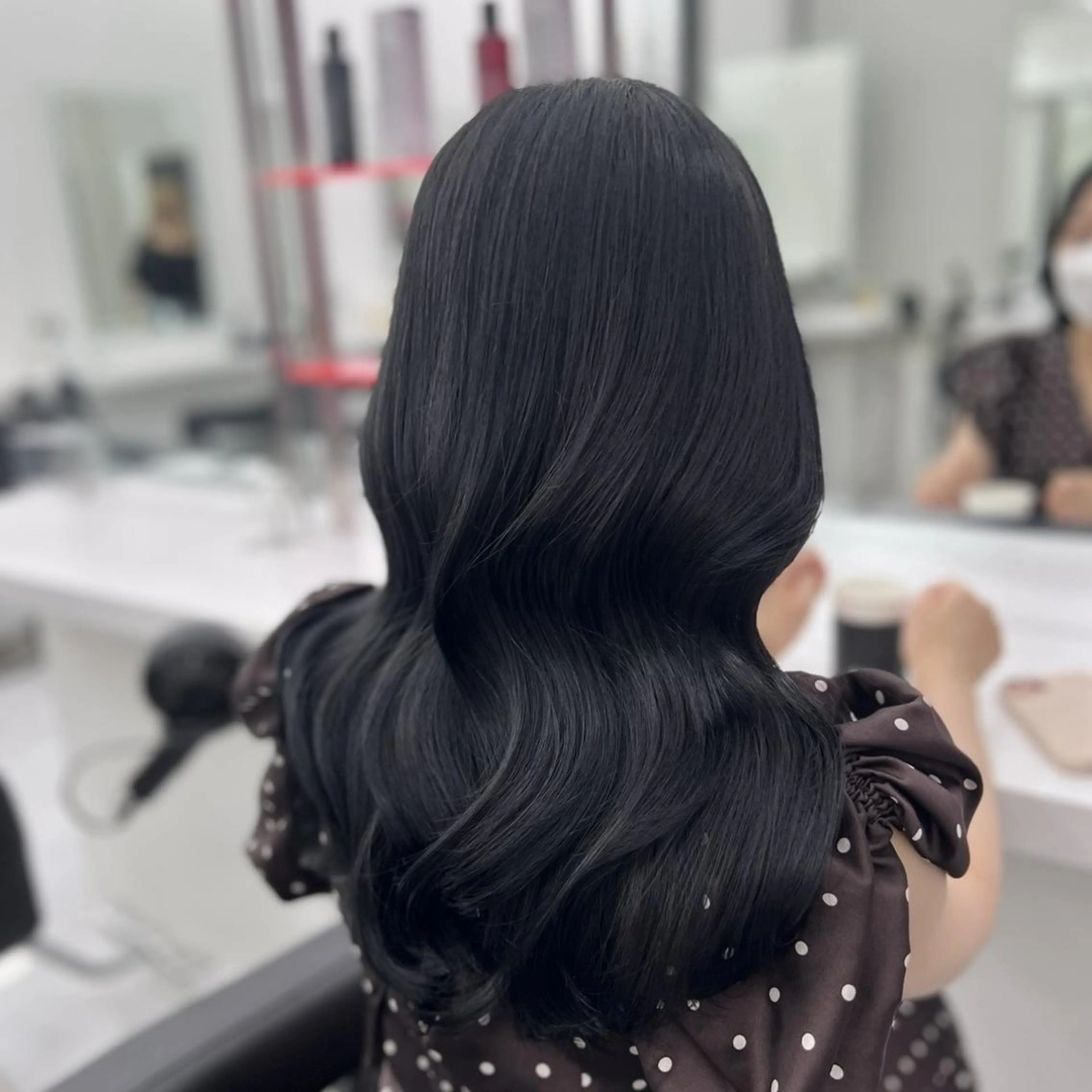 ミディアム 色持ち🤎ベージュ/ ブラウン🏹艶カラーのヘアスタイル