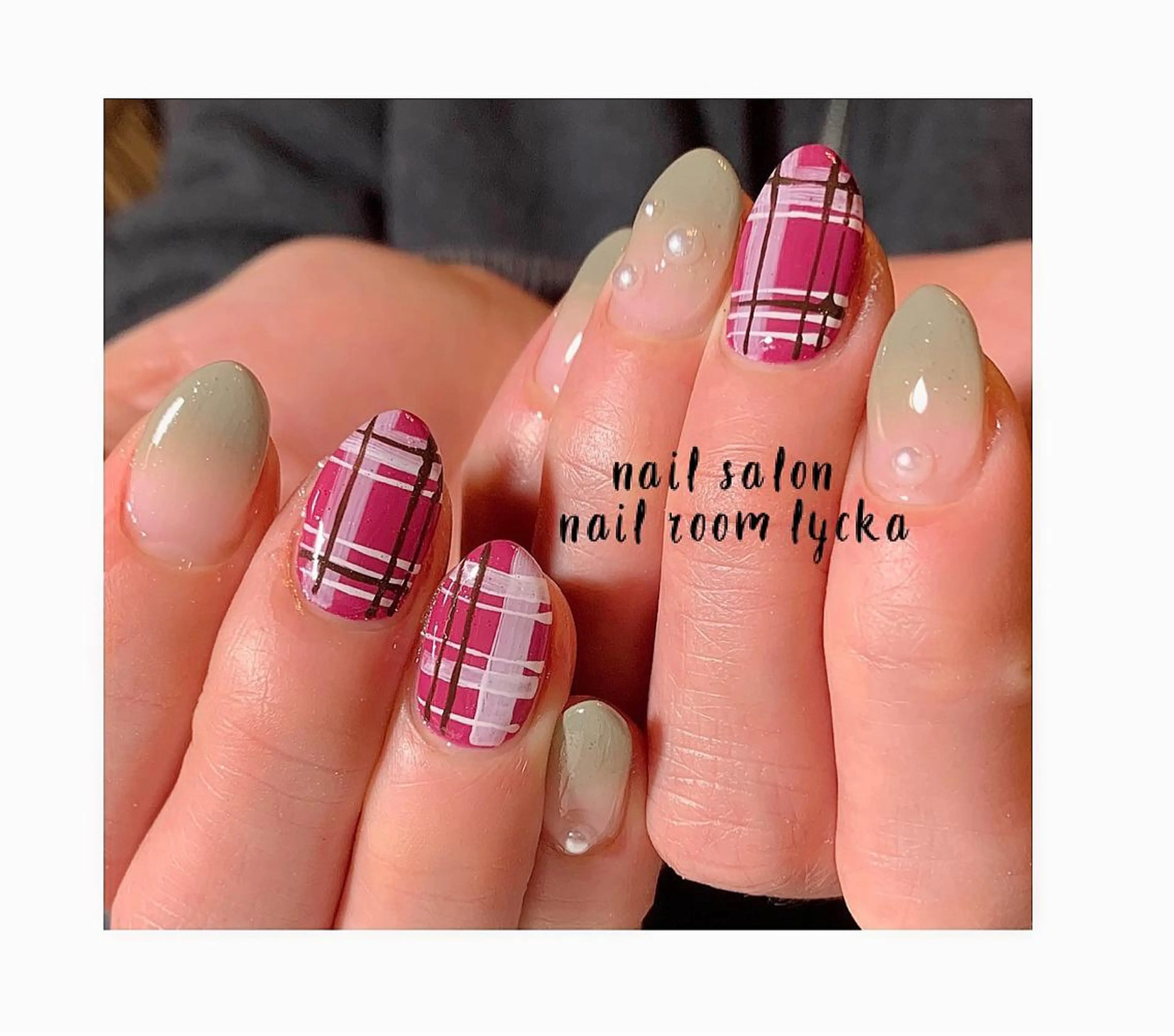 ネイル ジェルネイル パラジェル 冬ネイル ﾈｲﾙﾙｰﾑﾘｯｶ 𝐦𝐚𝐲𝐮のネイルデザイン