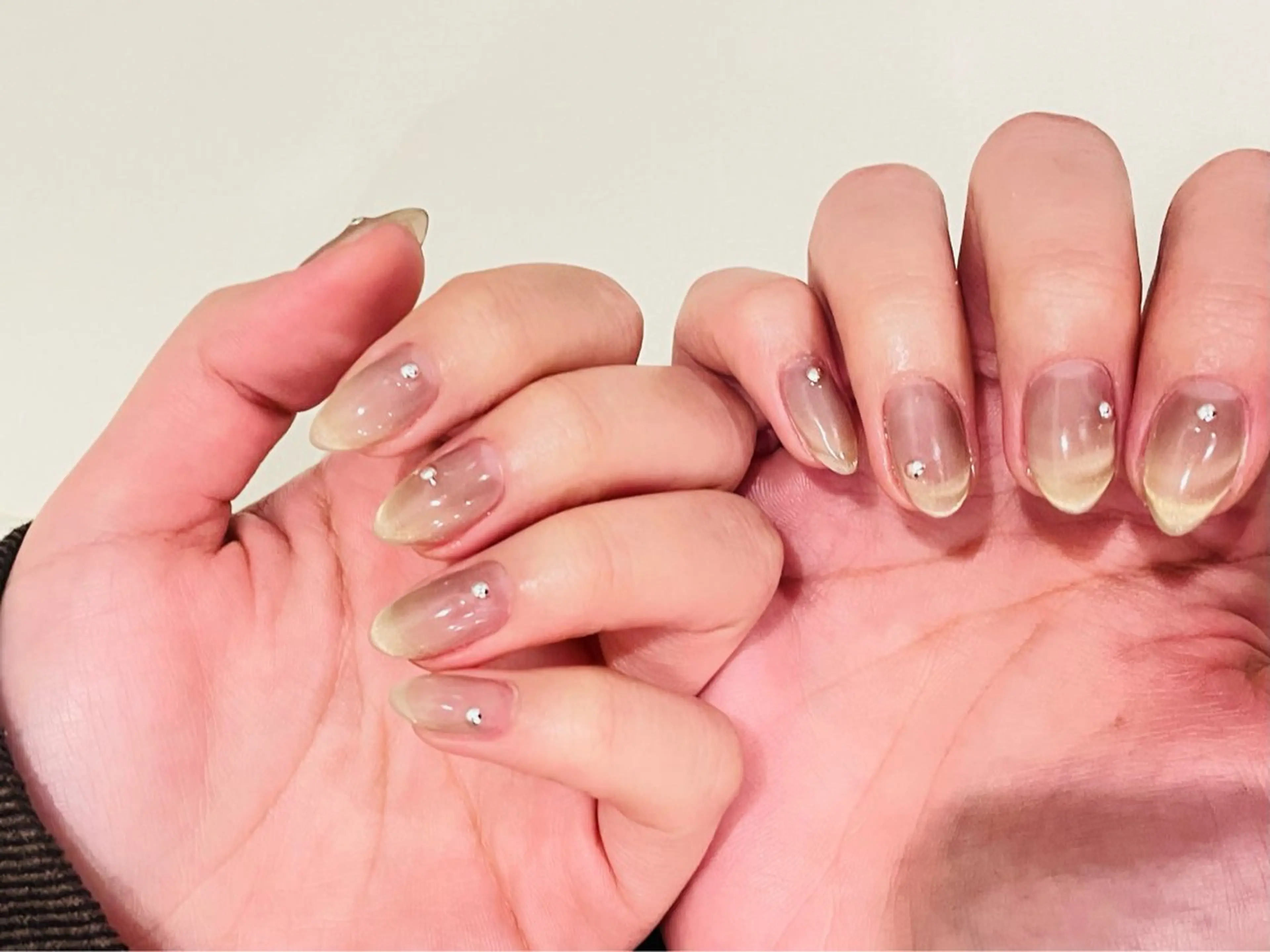 ちゅるん♥マグネットネイル色が200以上選べます 4980の写真