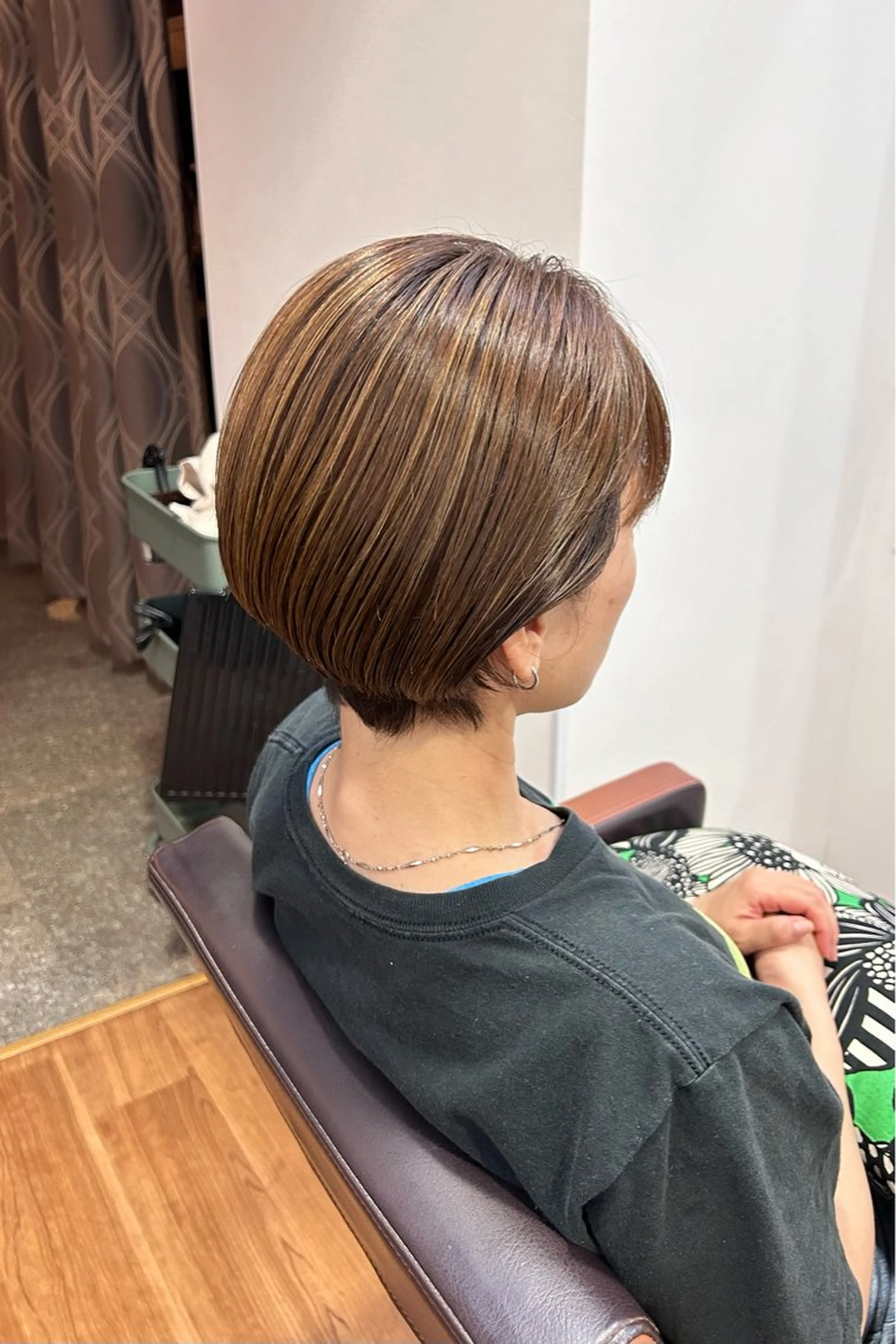 ショート カラー ハイライトカラー ハイライト ヘアカラー flower所属・原田 歩実のヘアスタイル