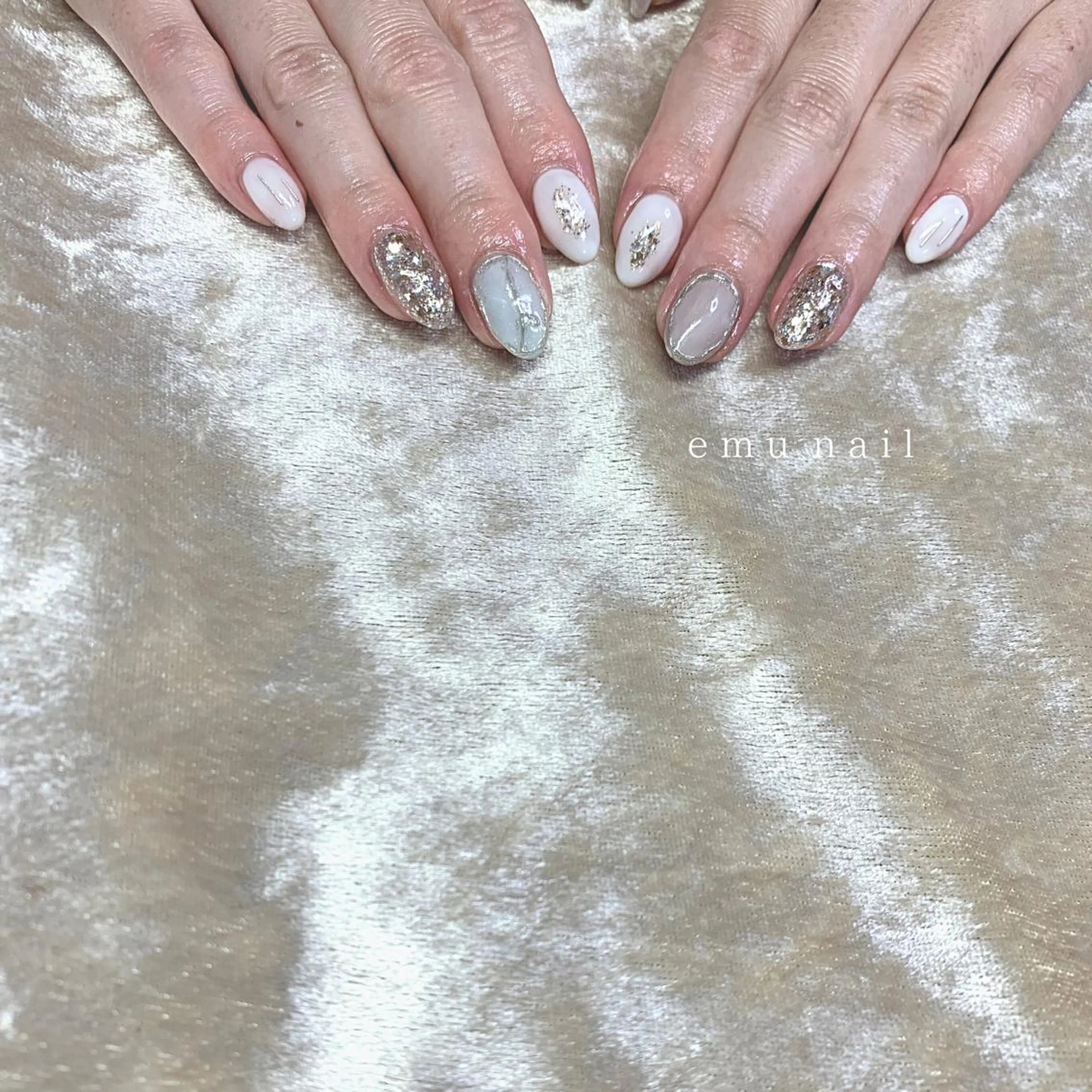 ネイル 持ち込み 夏ネイル ホワイト emu nailのネイルデザイン