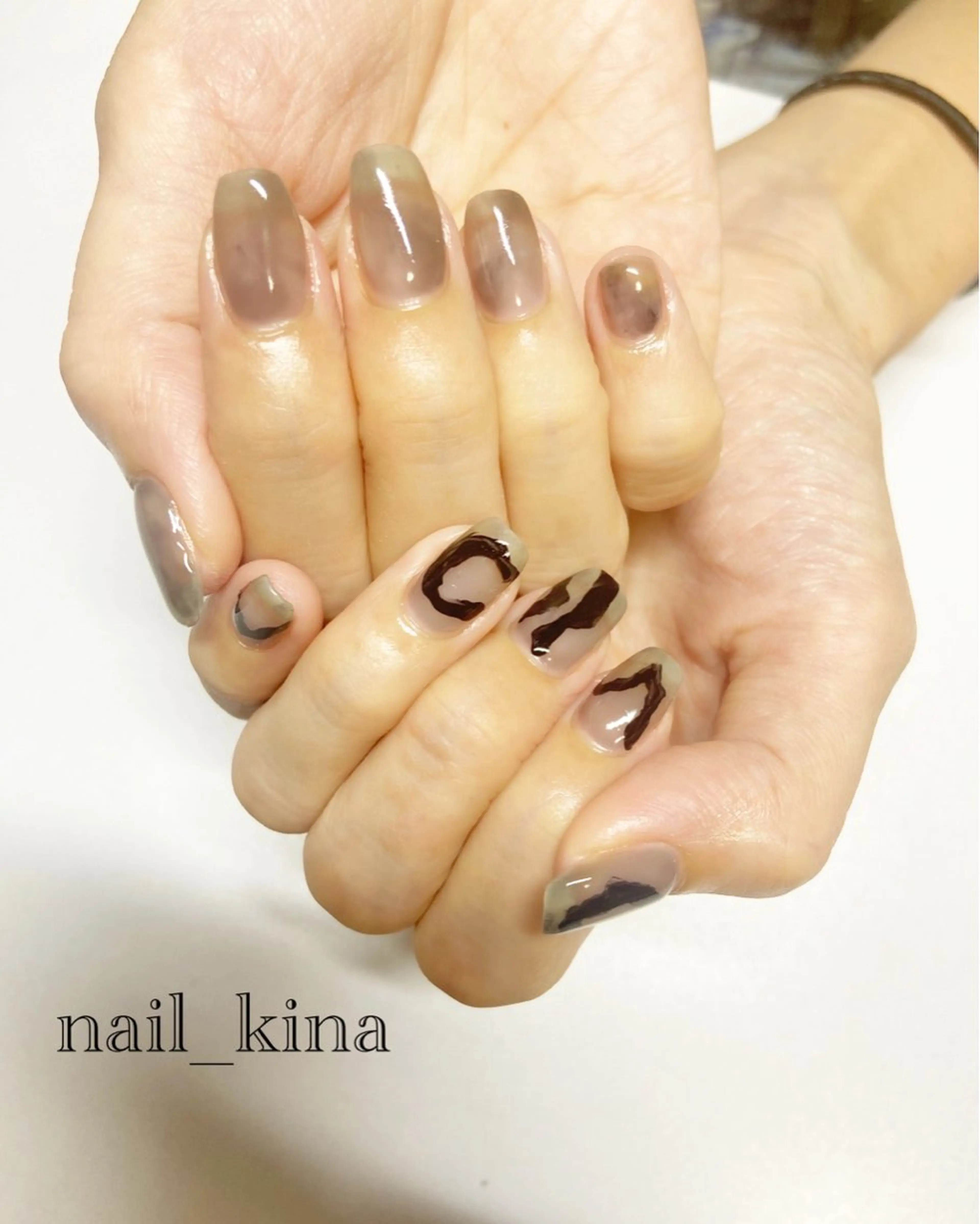 ネイル フラッシュネイル マグネットネイル ワンカラーネイル nail_ kinaのネイルデザイン