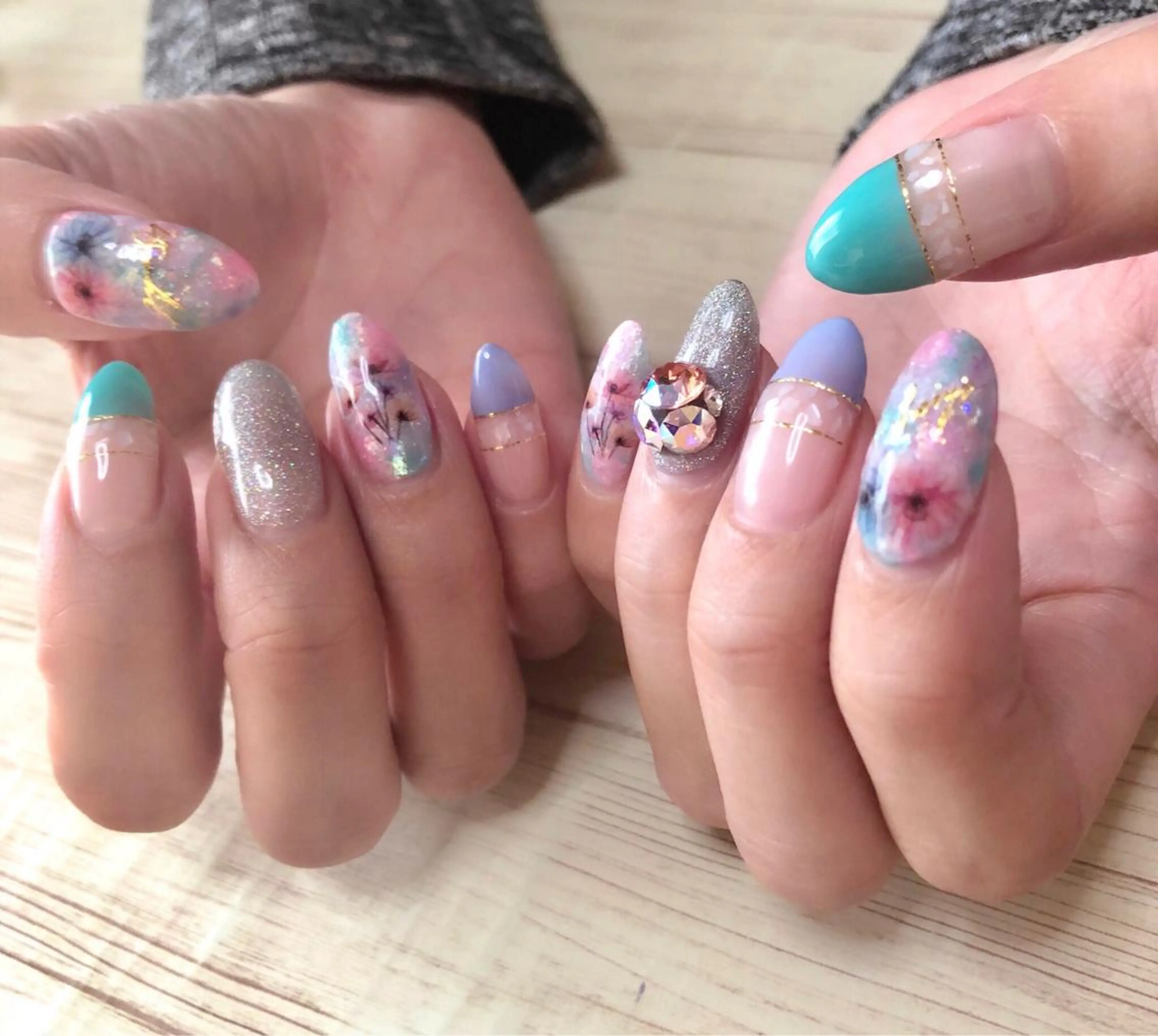 ネイル luana nailのネイルデザイン