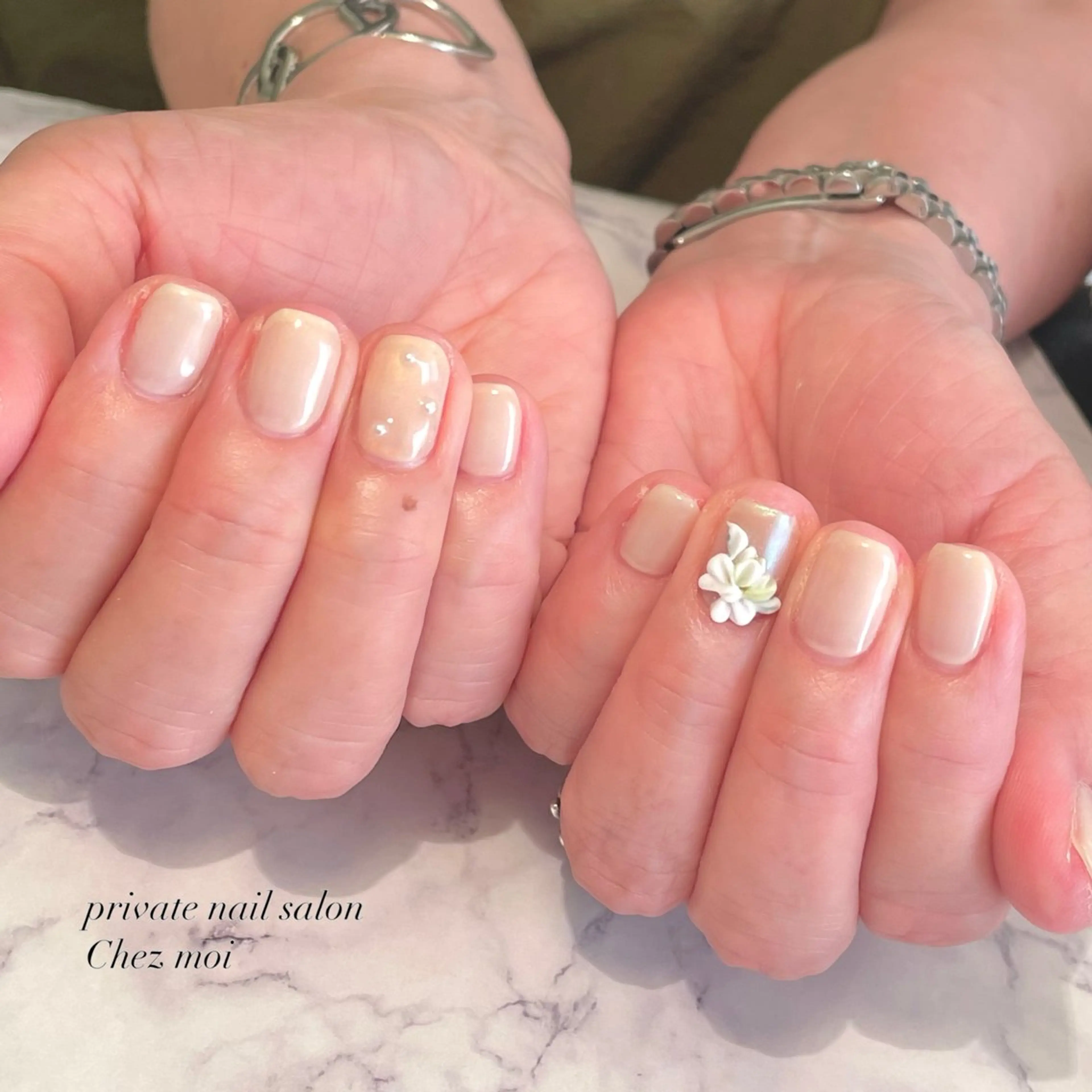 ネイル KOMINE TOMOKOのネイルデザイン