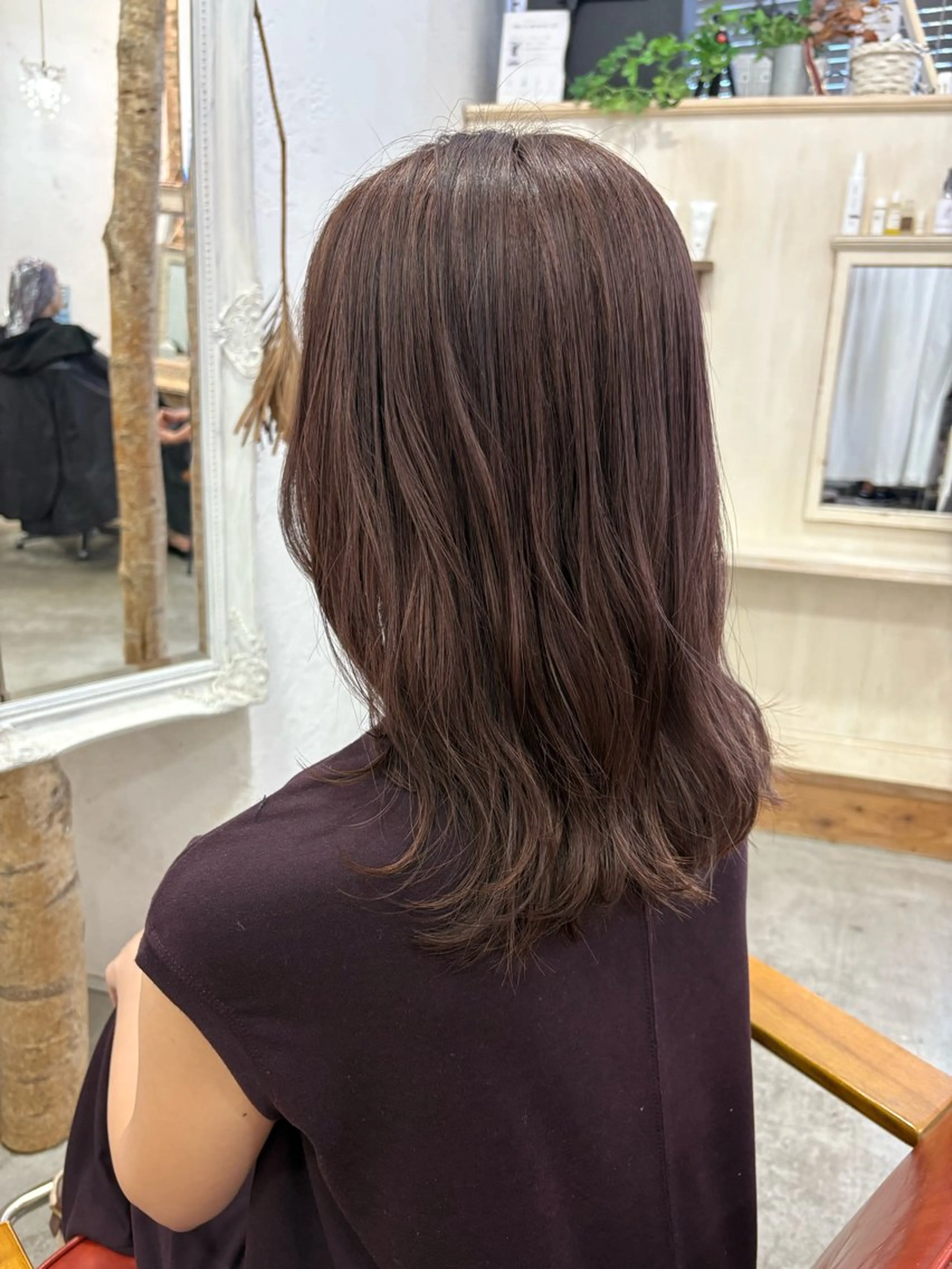 セミロング カット ヘアカラー fio マナミのヘアスタイル